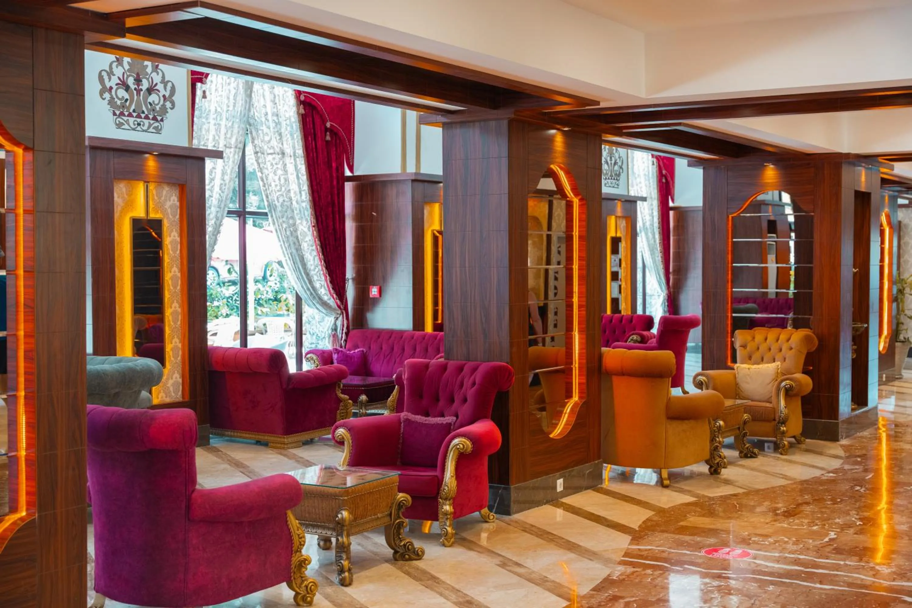 Seating area in Oz Hotels Incekum Beach