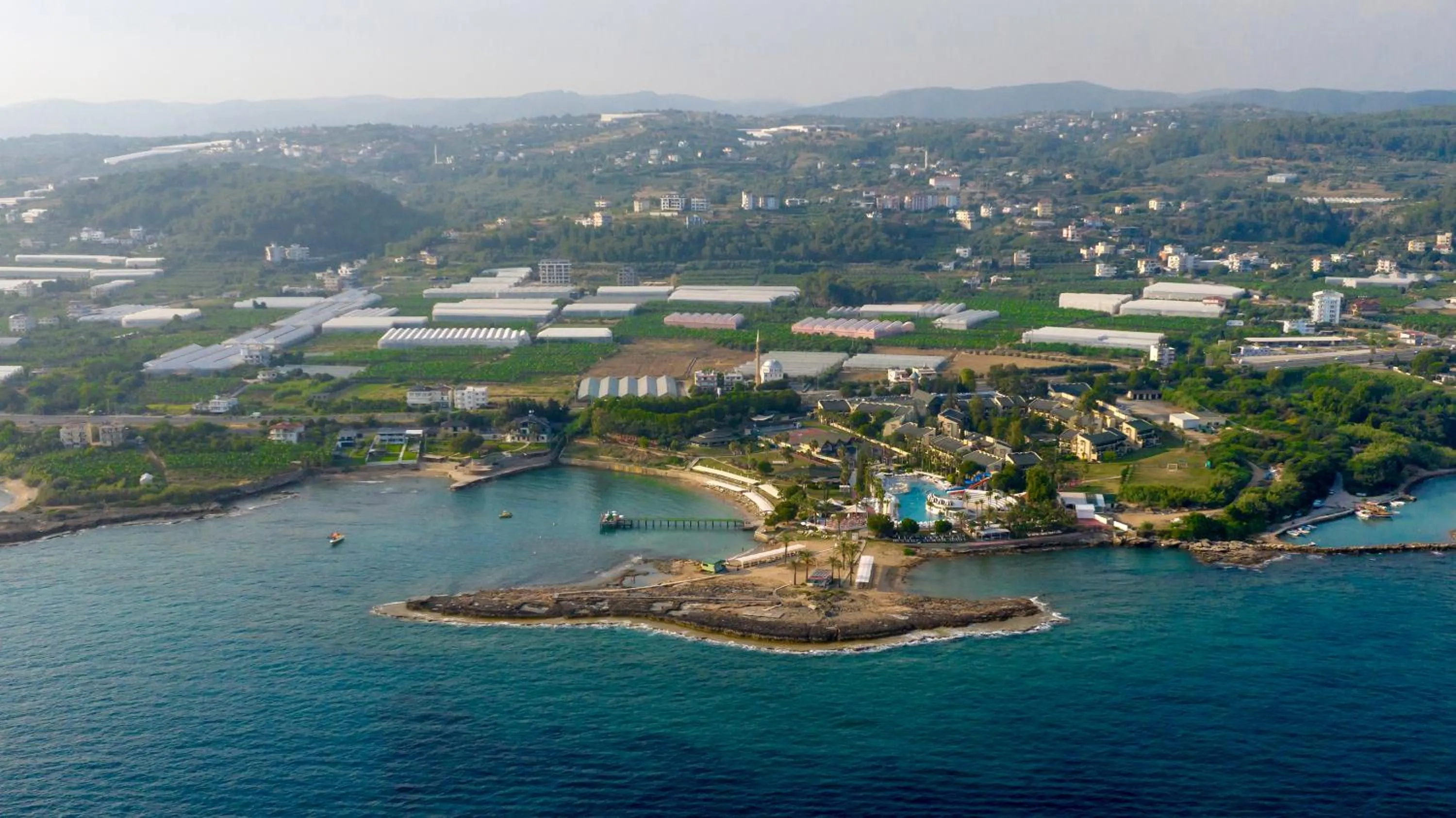 Beach in Oz Hotels Incekum Beach