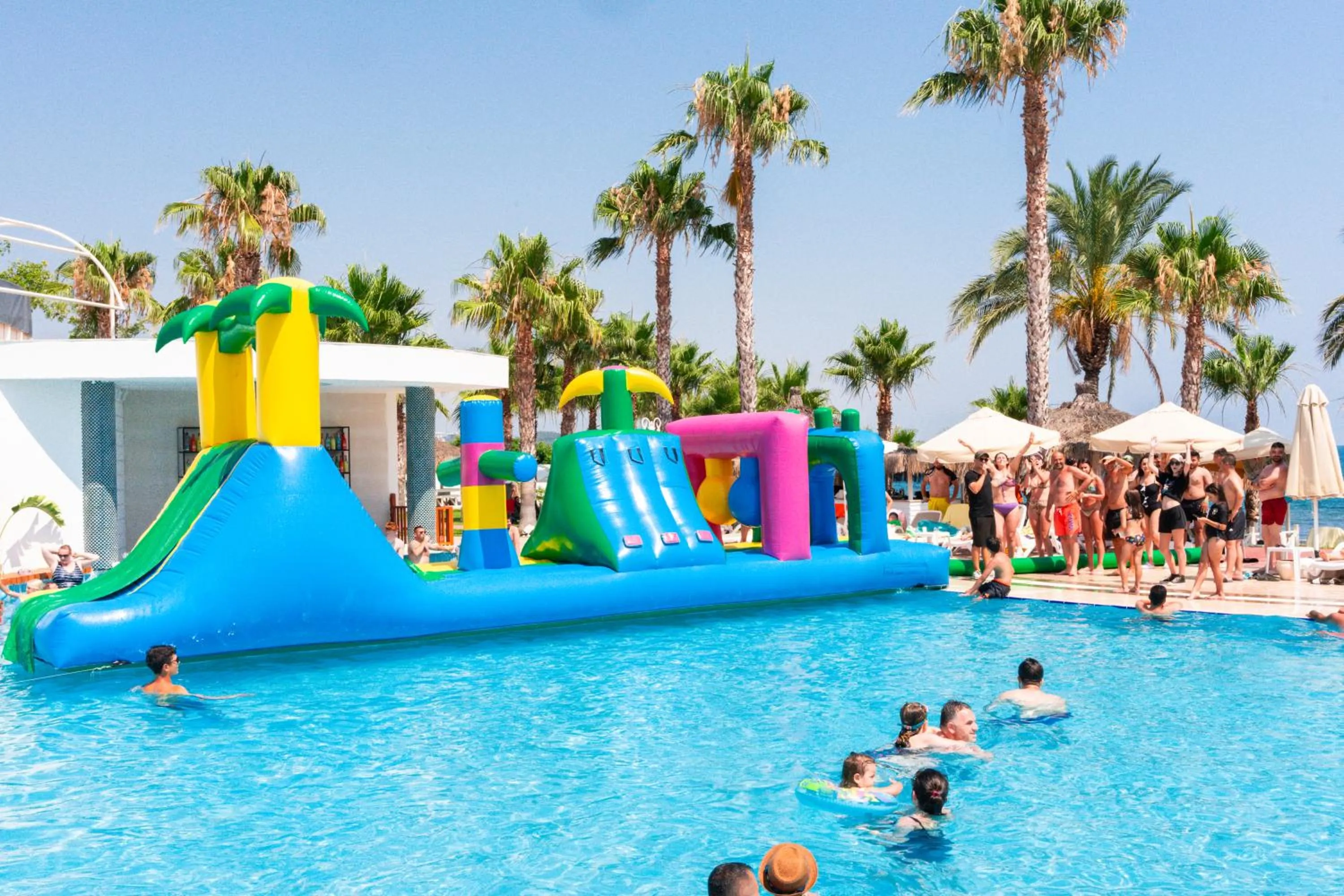 Swimming pool in Oz Hotels Incekum Beach