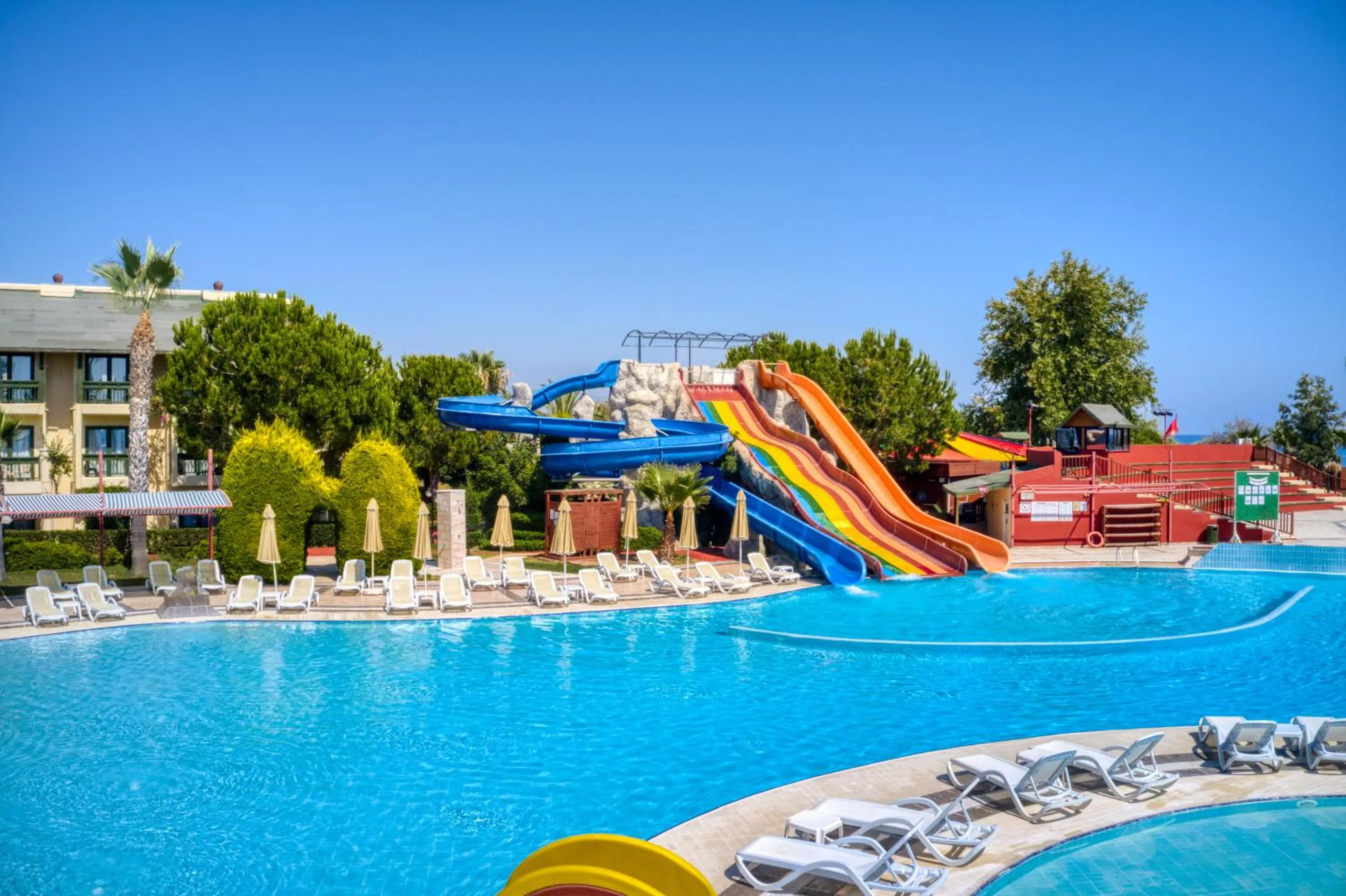 Swimming pool in Oz Hotels Incekum Beach