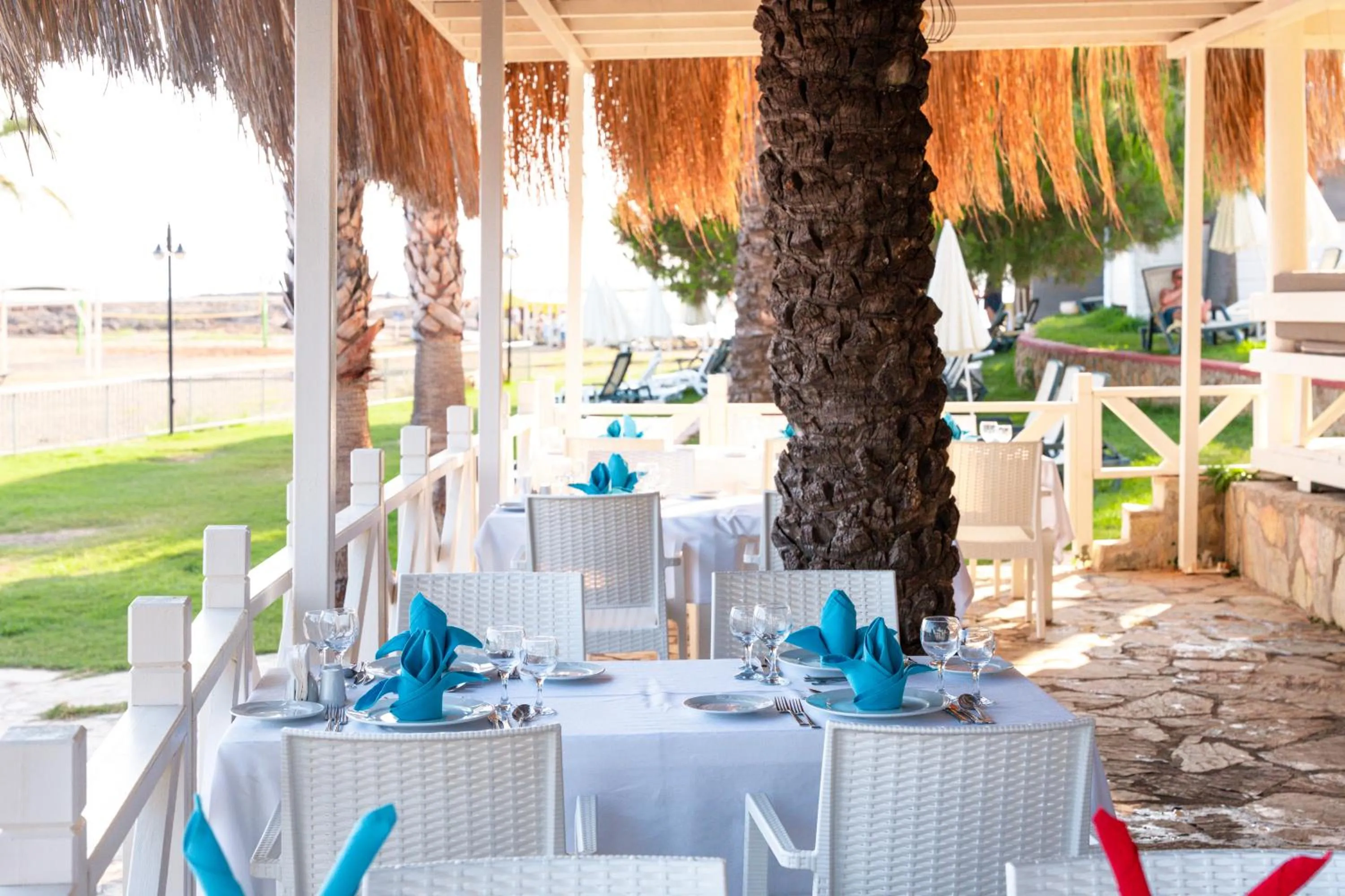 Restaurant/places to eat in Oz Hotels Incekum Beach