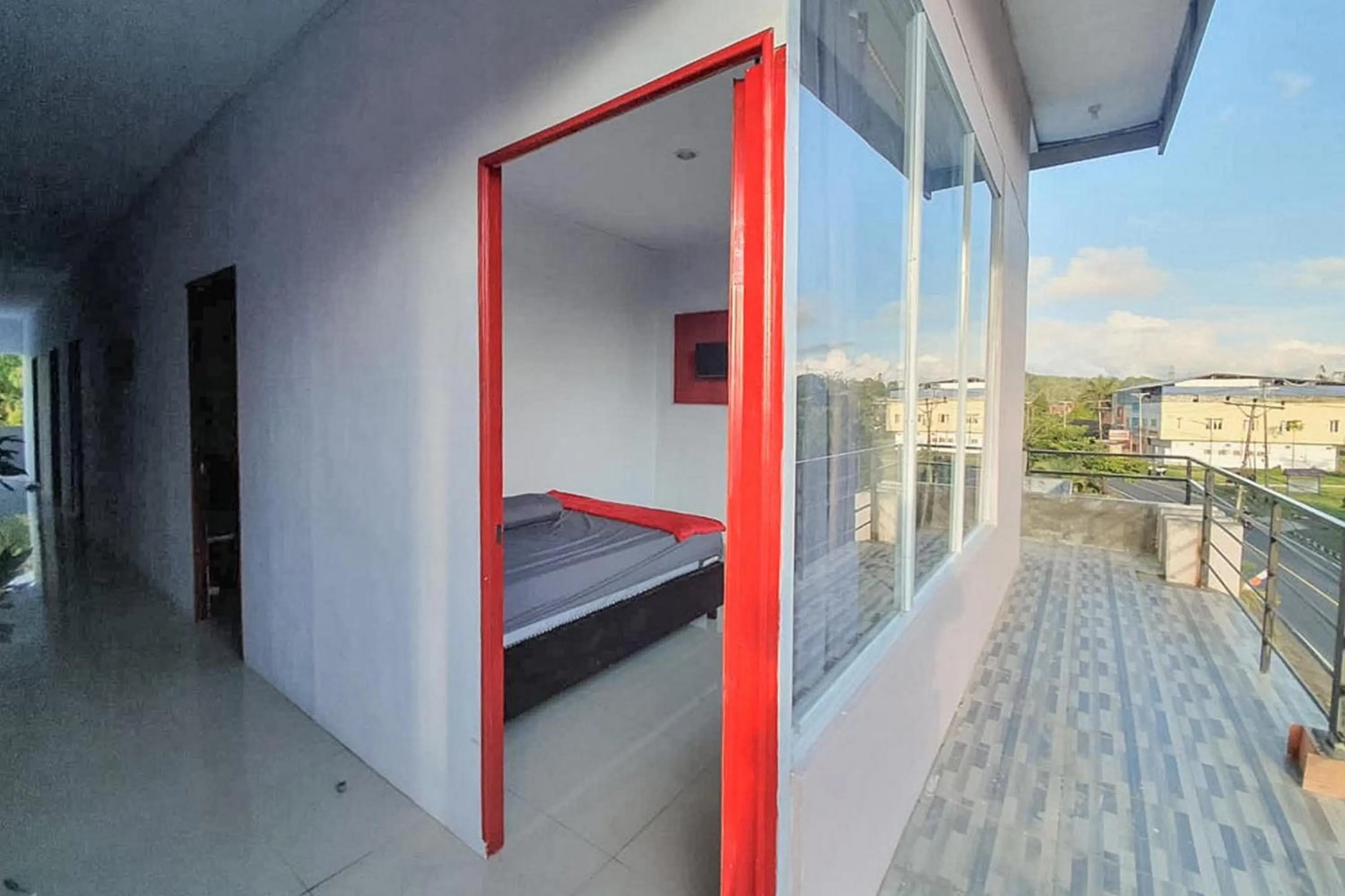Balcony/Terrace in Sky Residence Tomohon Mitra RedDoorz