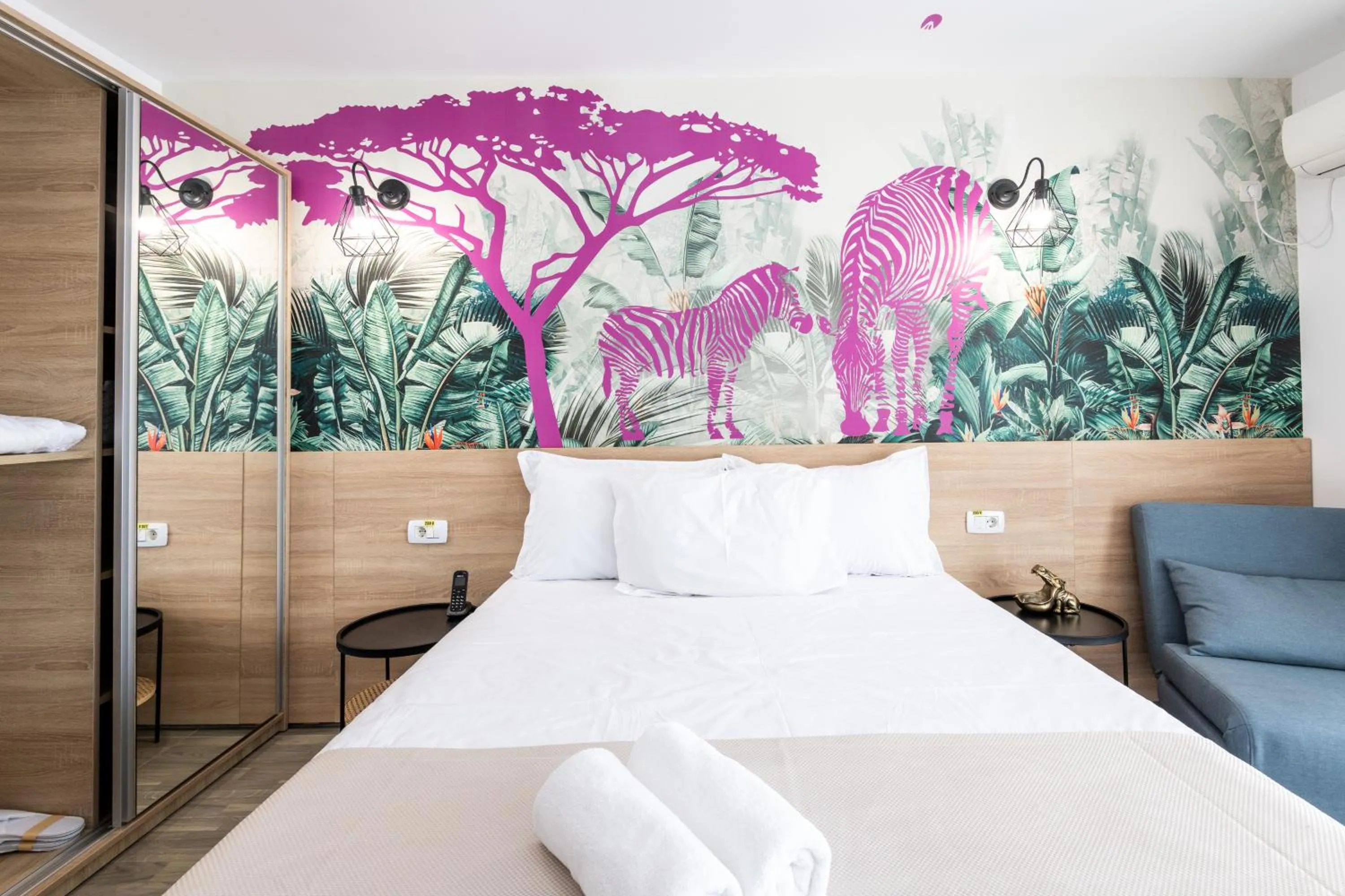 Bed in ibis Styles Venus