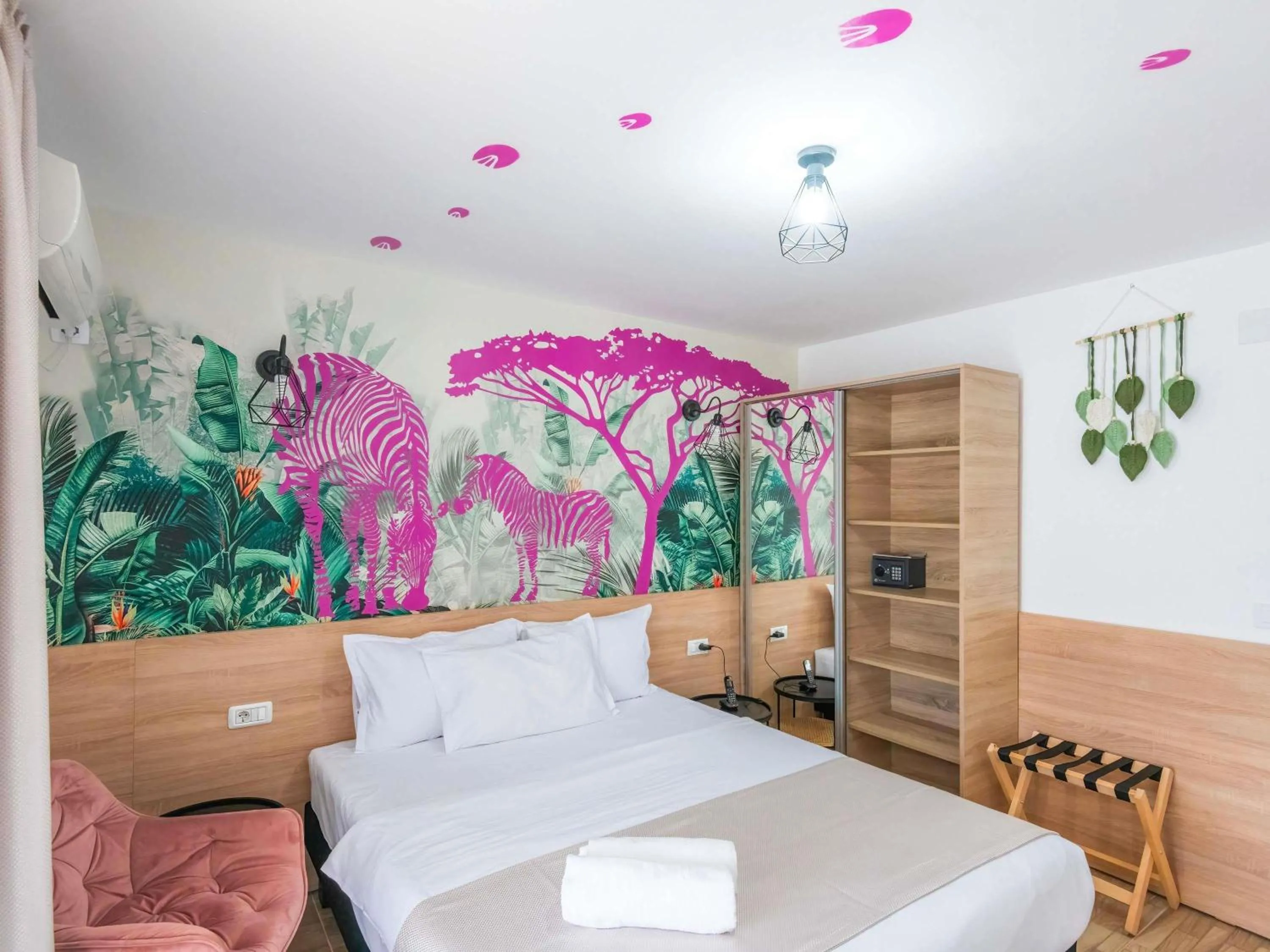 Bedroom, Bed in ibis Styles Venus