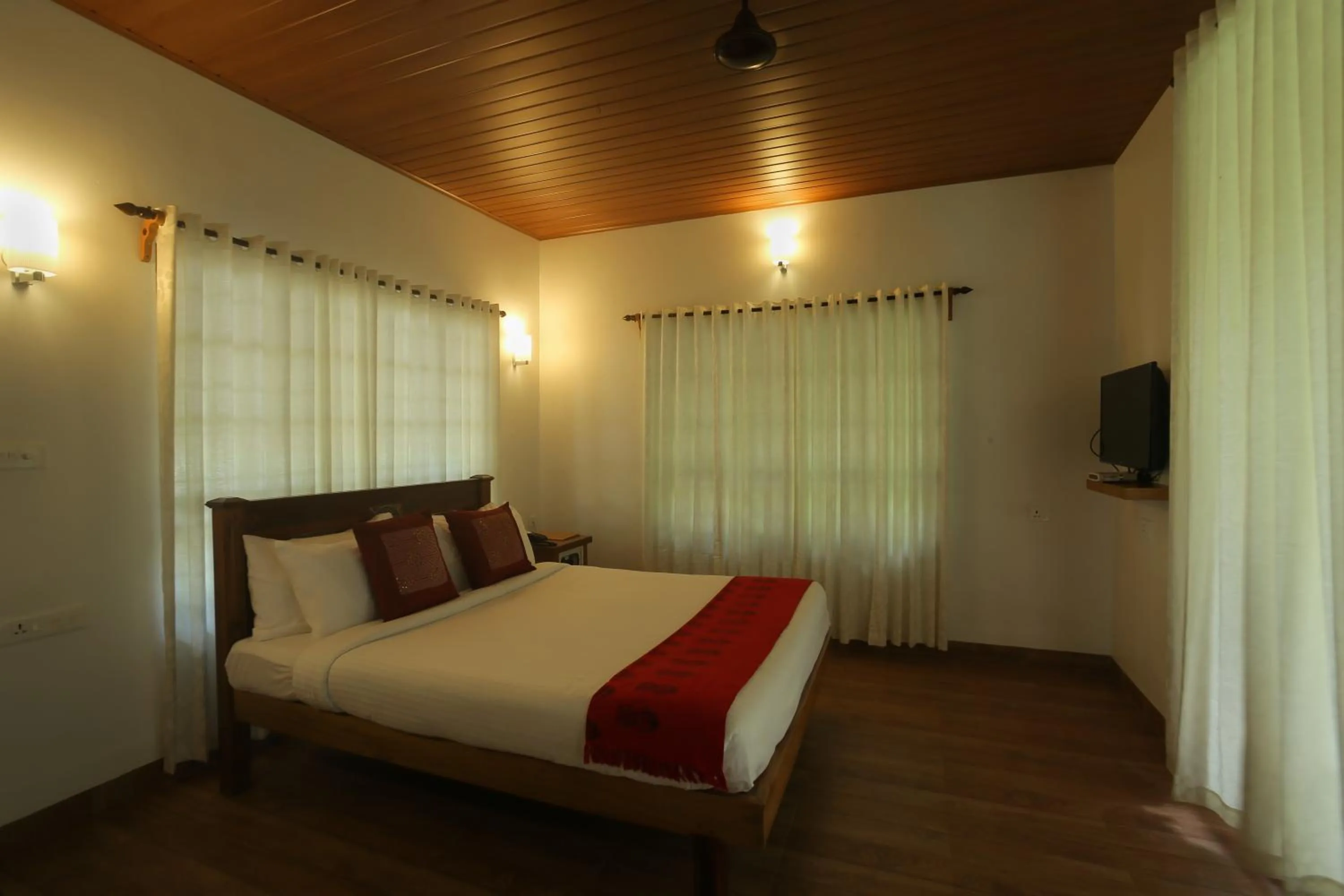 Bed in Palmgrove Lake Resort