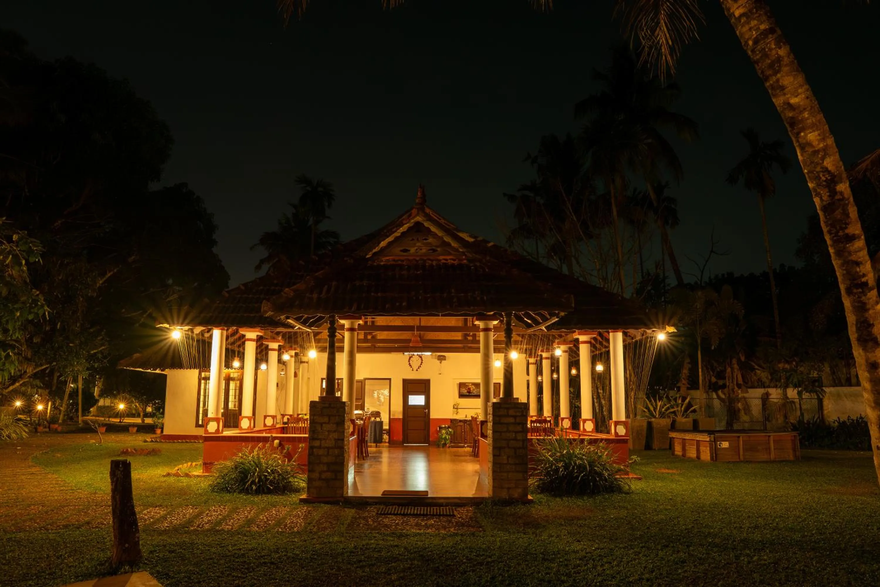 Property building in Palmgrove Lake Resort