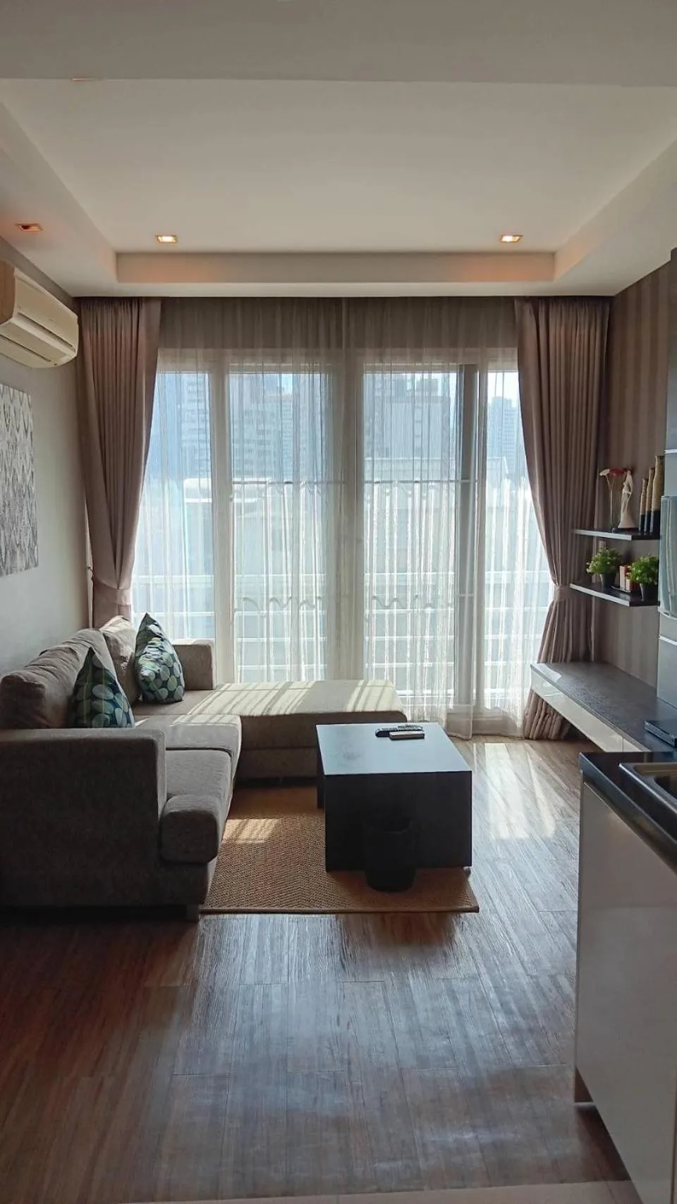 Living room in J Residence Thonglor 8