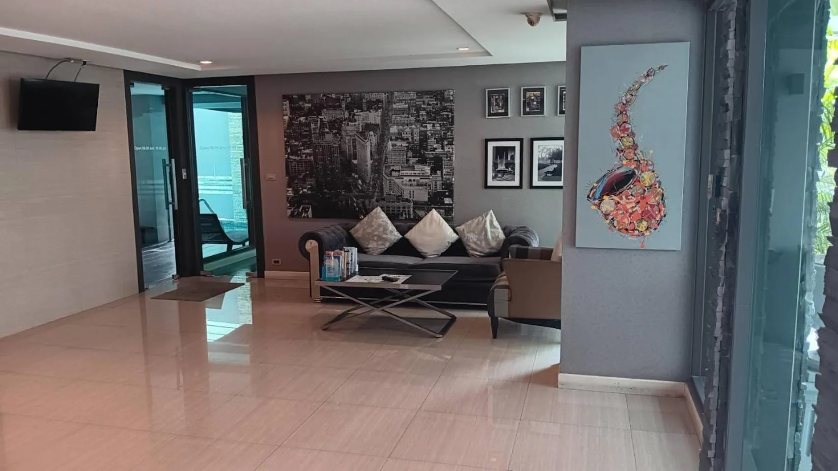 Seating area in J Residence Thonglor 8