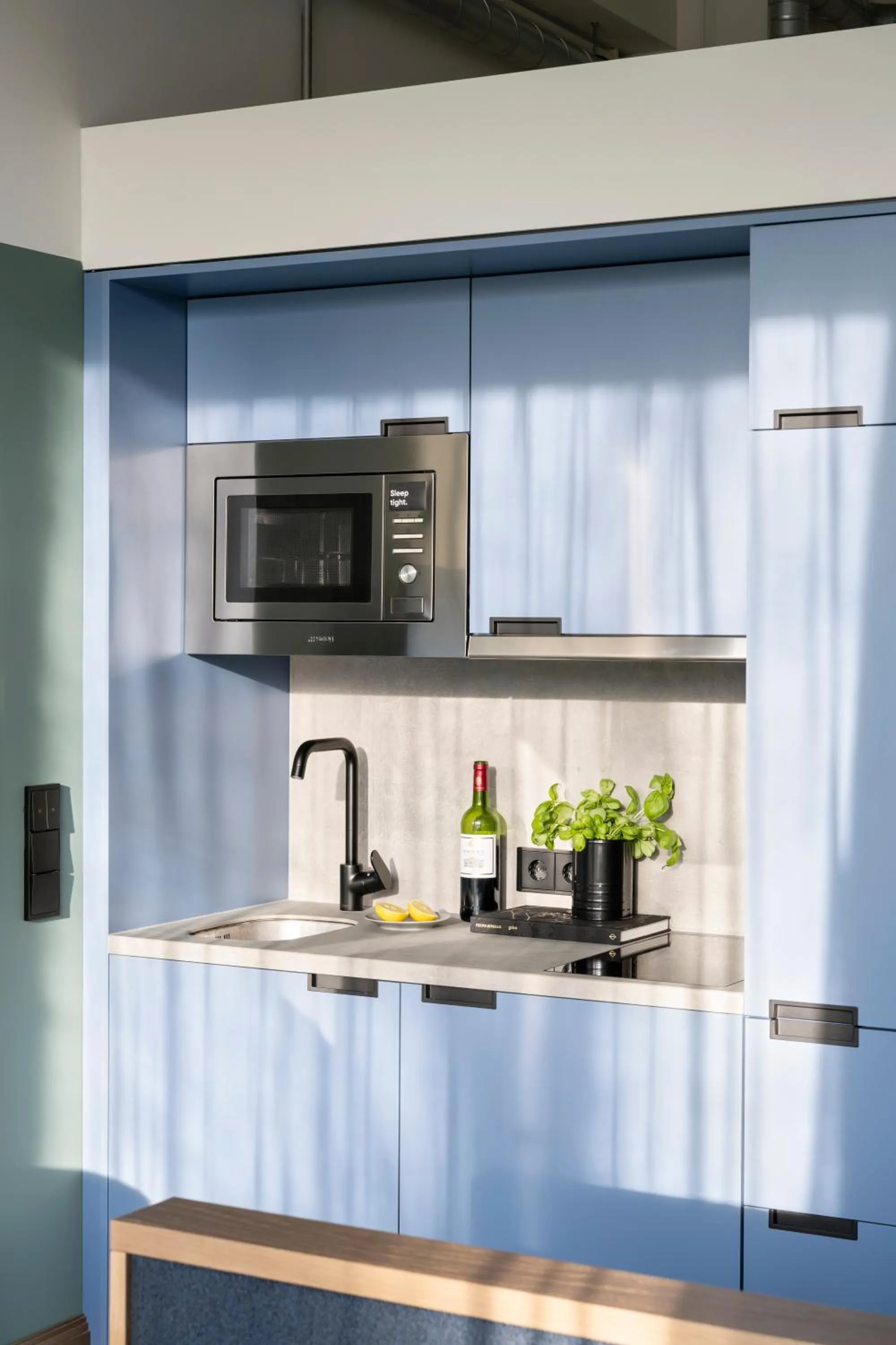 Kitchen or kitchenette in WunderLocke Munich