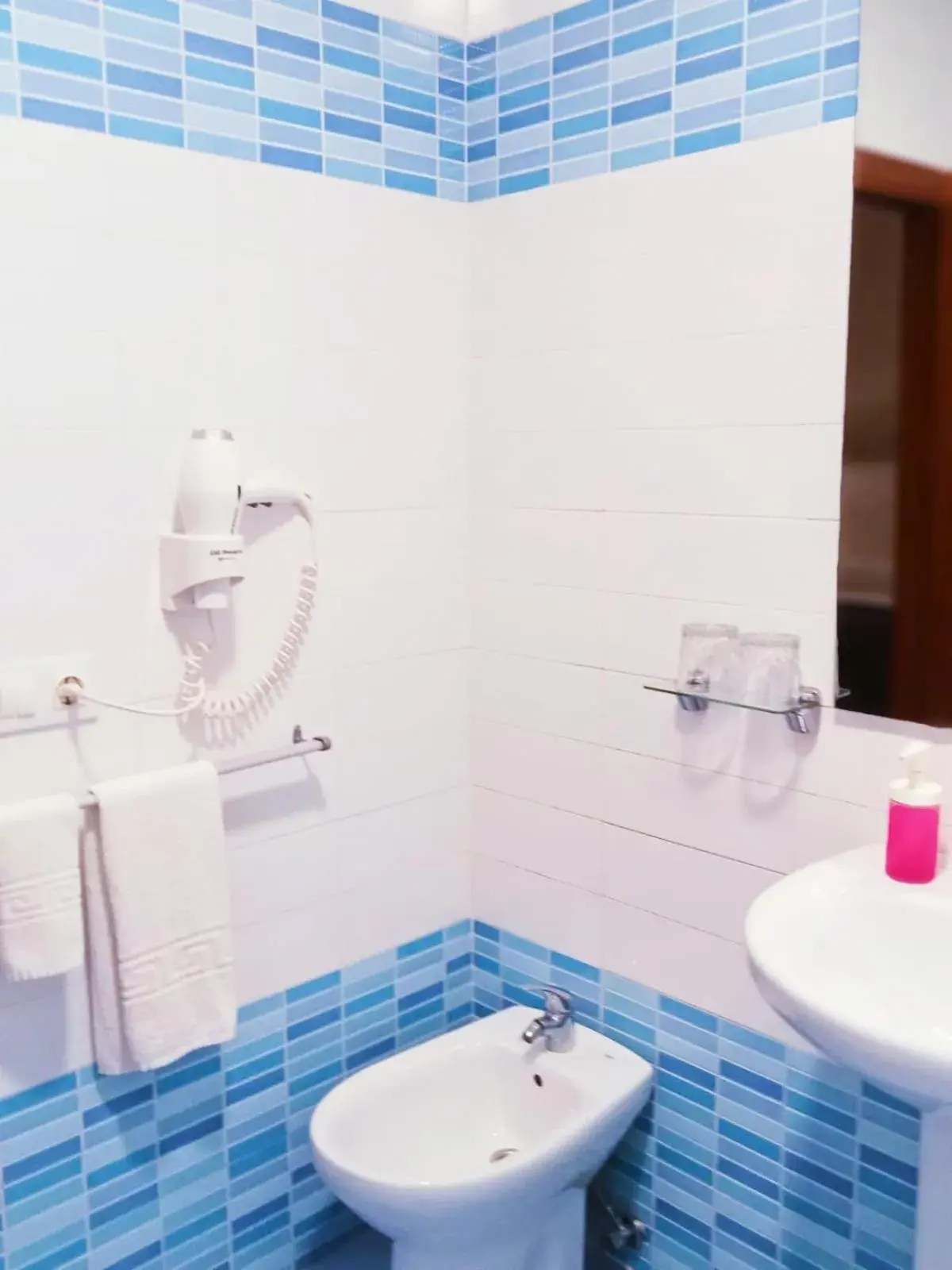 Double Room with Private Bathroom in Hotel Sol Sanlúcar Double Room with Private Bathroom in Hotel Sol Sanlúcar