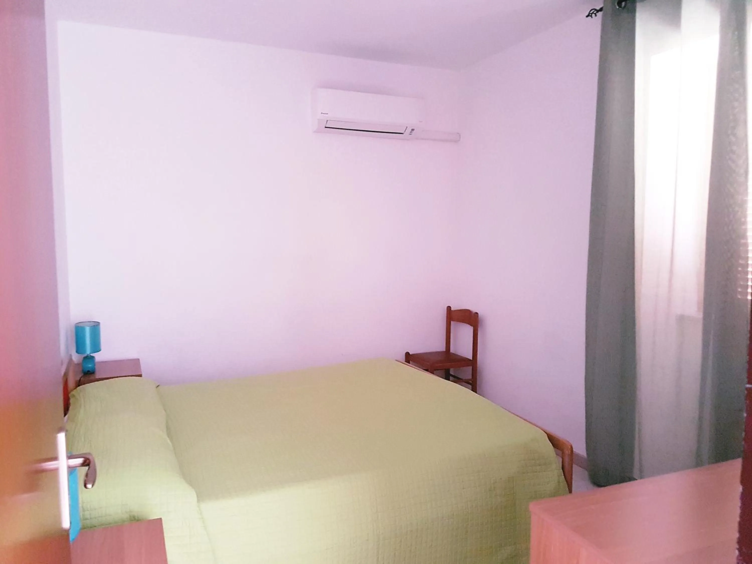 Bed in Hotel la Praia