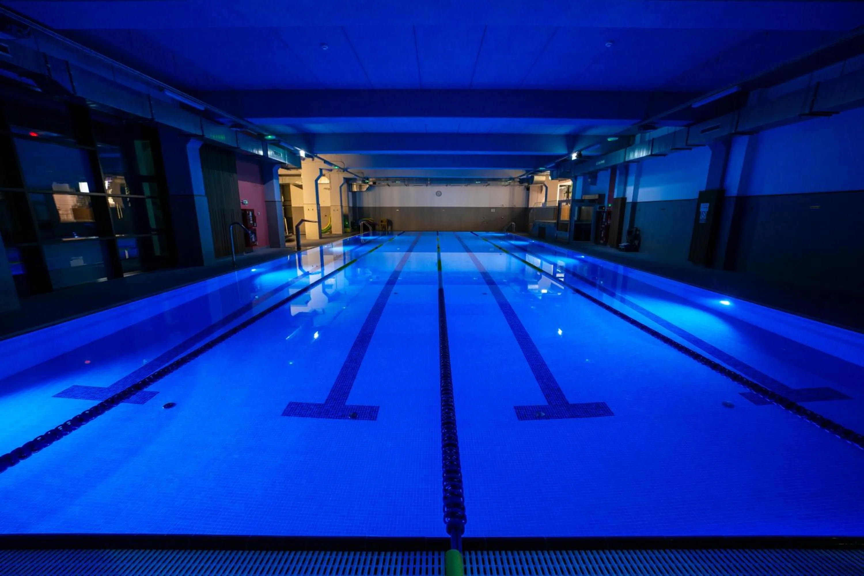 Swimming pool in Hotel Boutique Aquarel