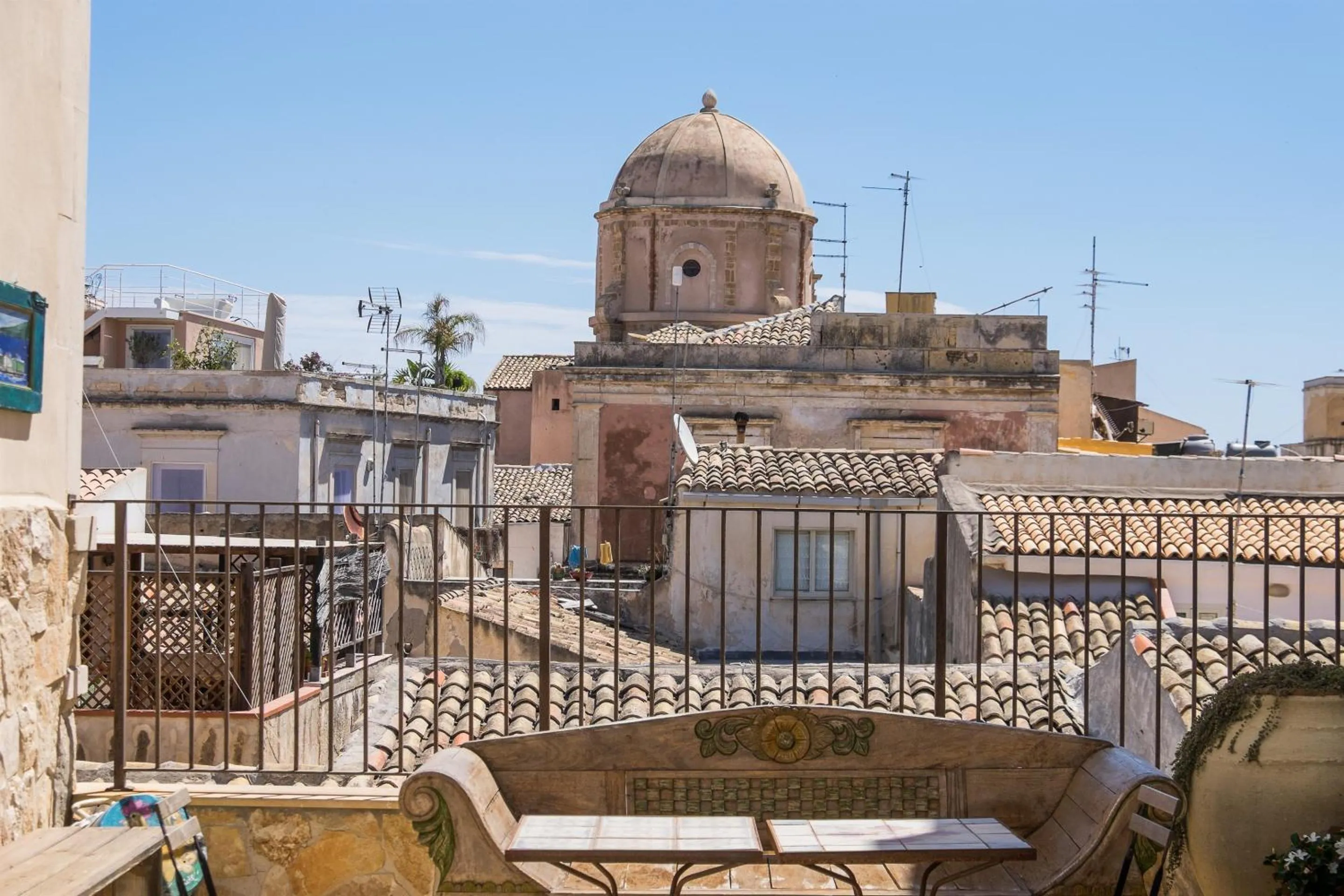 City view in Hotel Henry's House