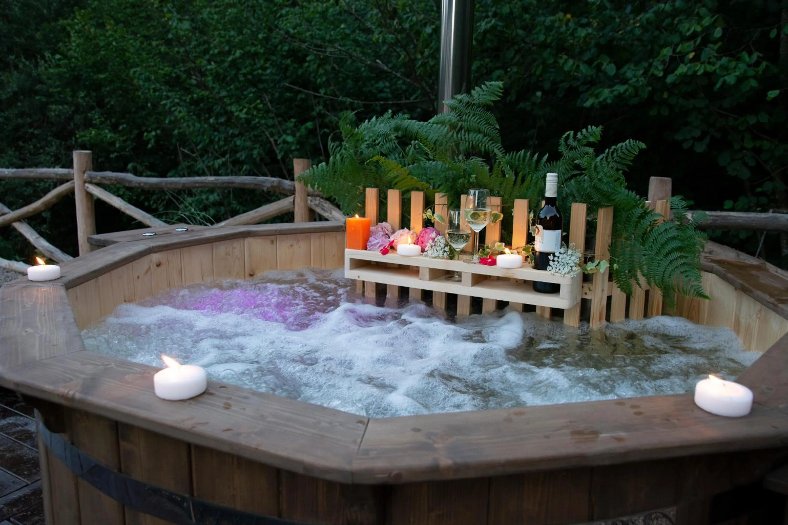 Hot Spring Bath in Boutique Villa Pearl of Plitvice, Plitvice Lakes
