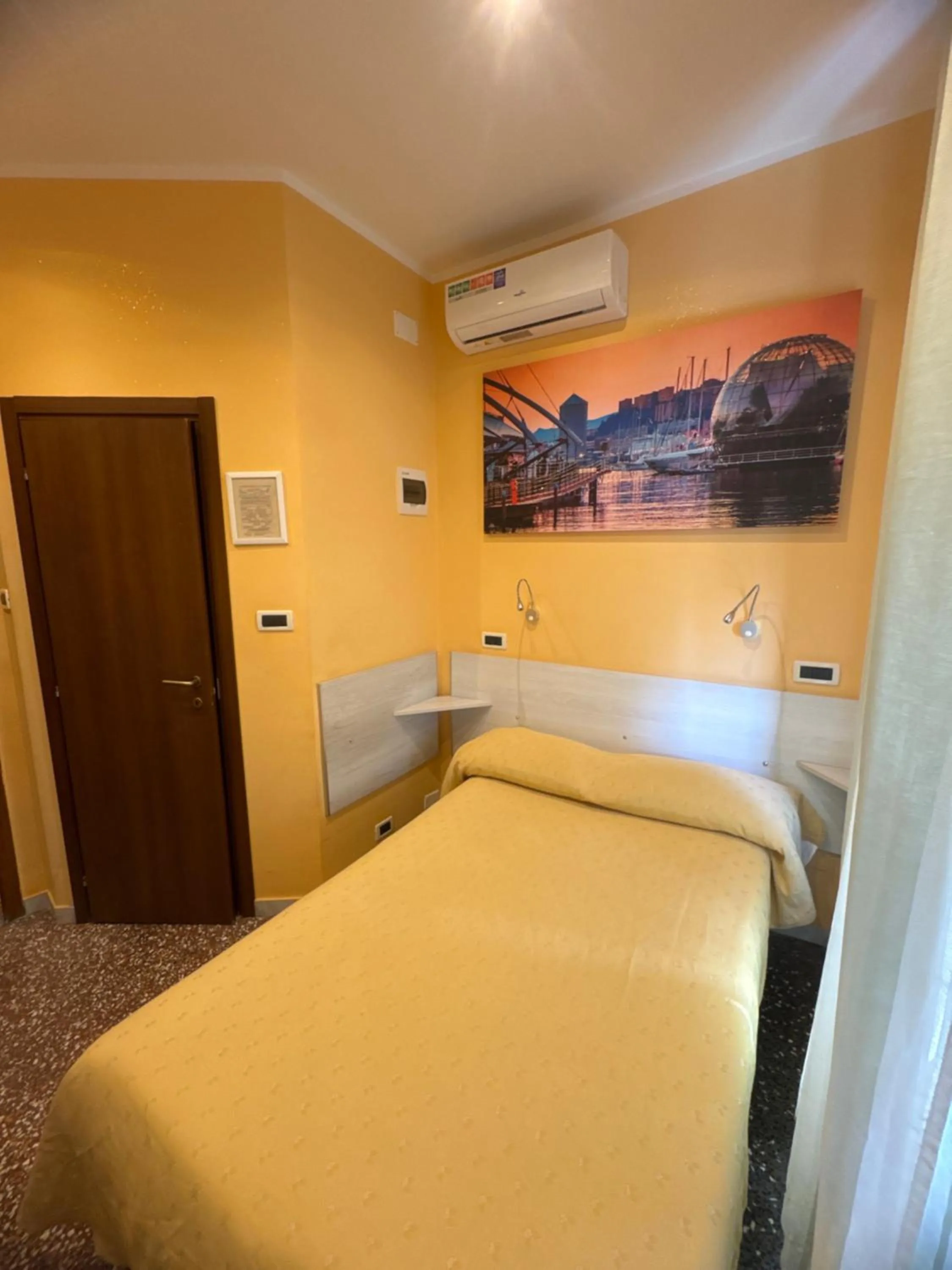 Bed in Albergo Parigi