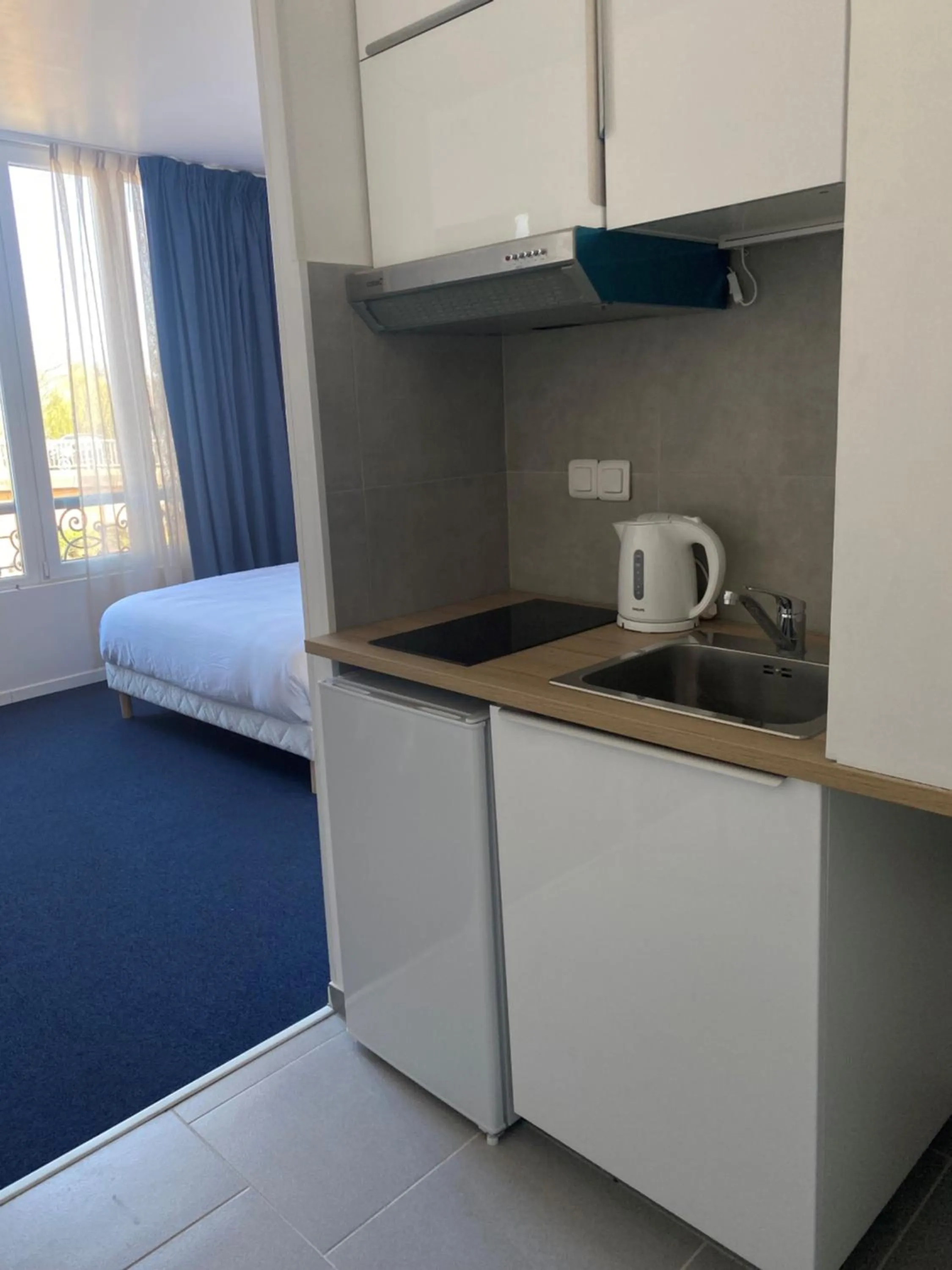 Coffee/tea facilities in Appart' hôtel 7 sensation