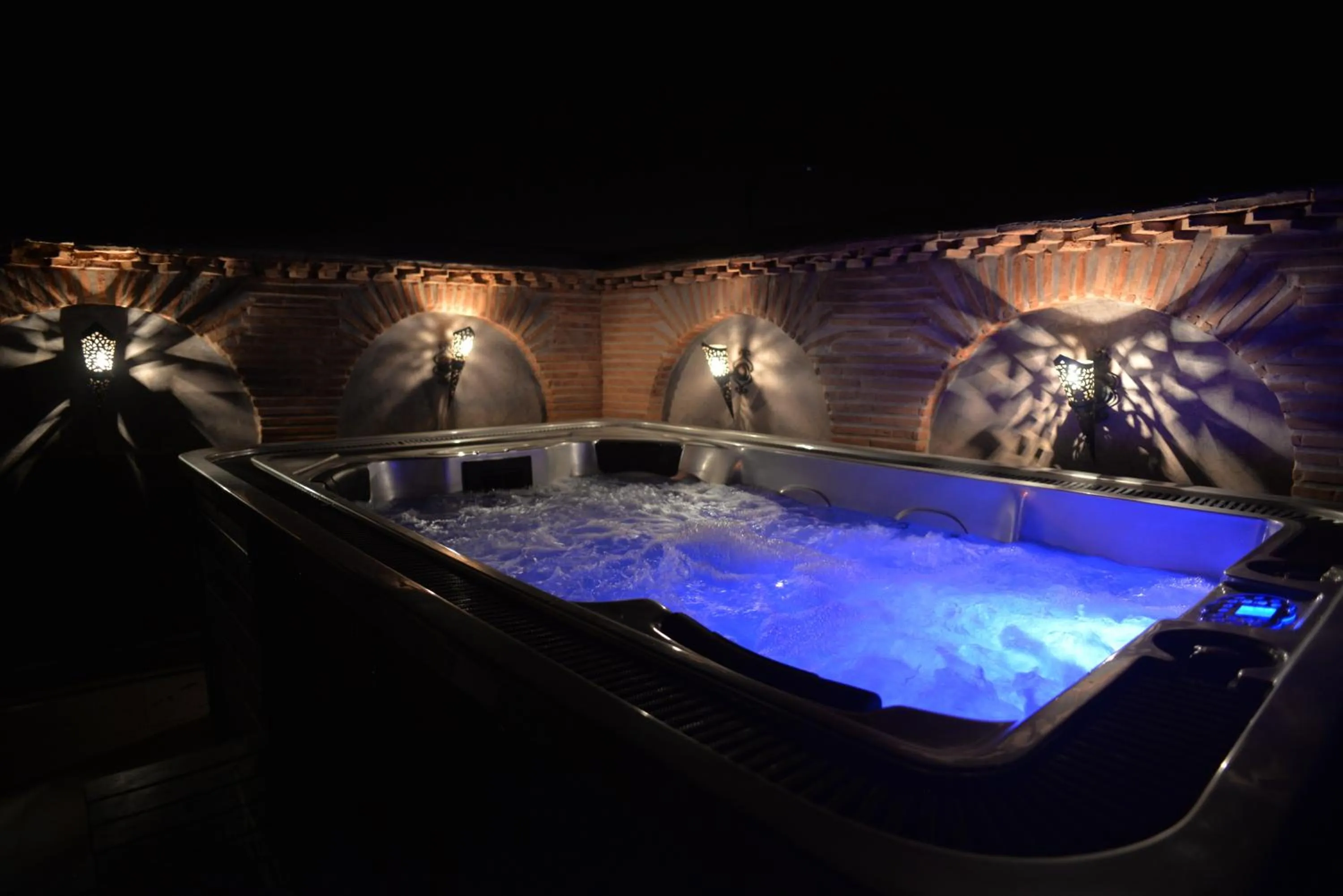 Night in Riad Carllian