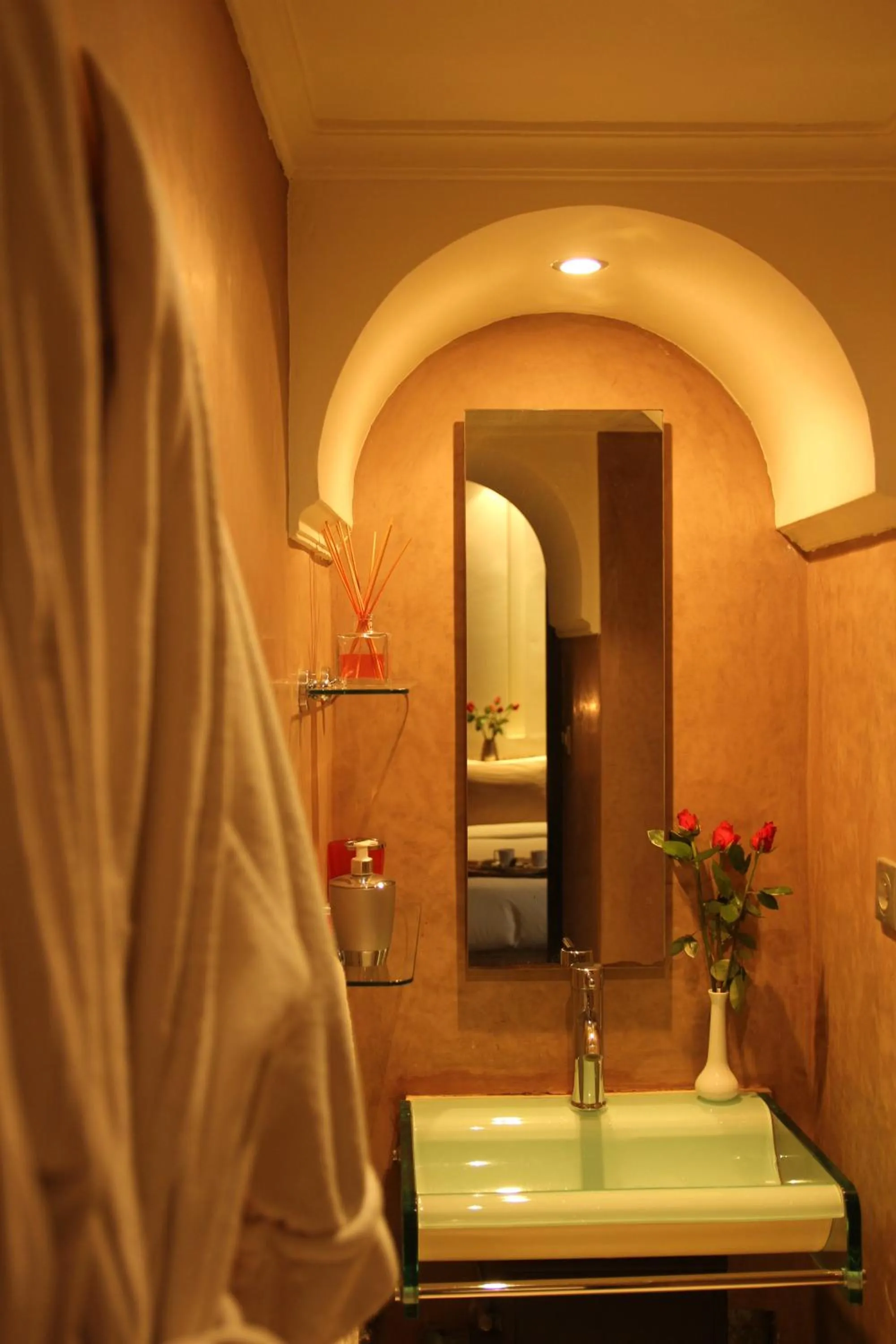 Bathroom in Riad Carllian