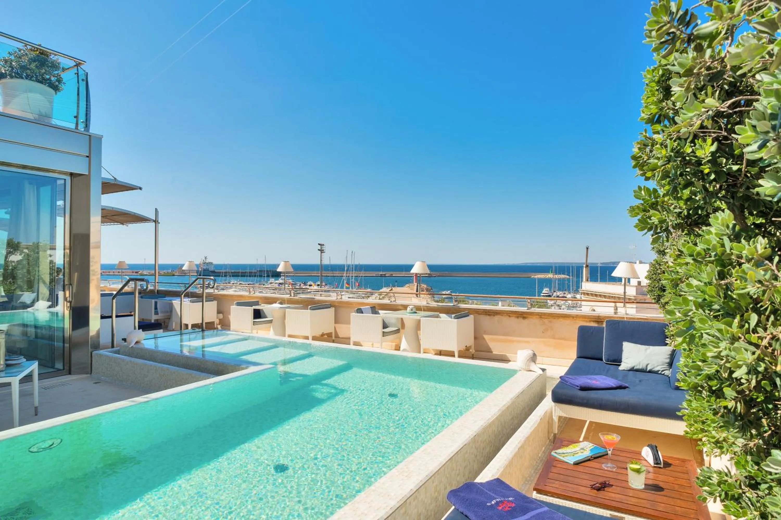 View (from property/room) in Palazzo del Corso – Boutique Hotel