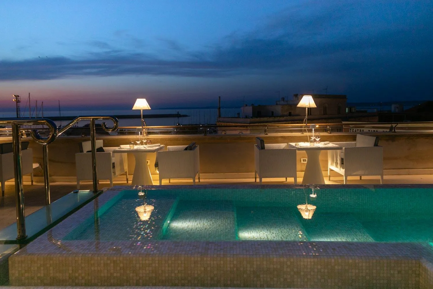 Night in Palazzo del Corso – Boutique Hotel