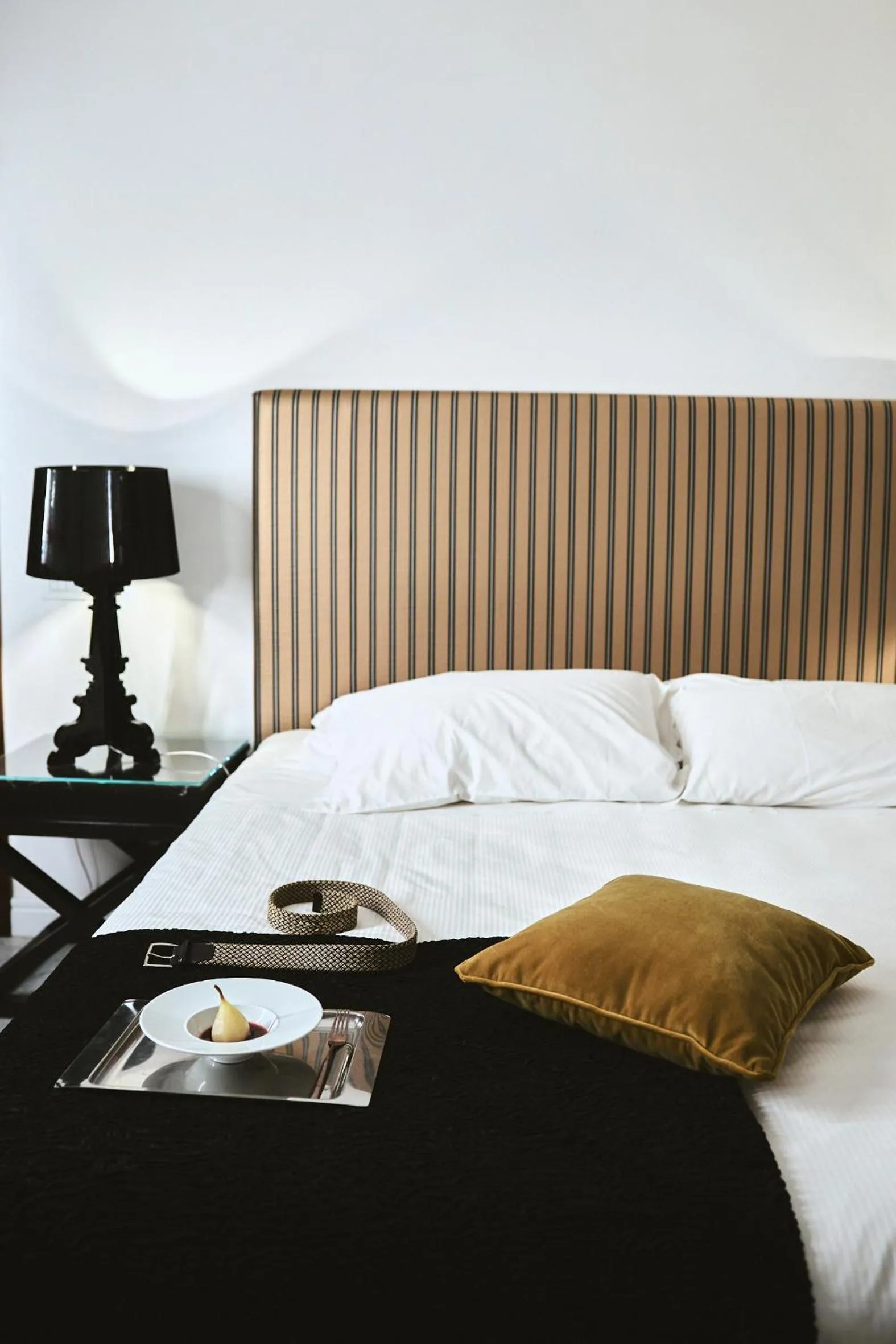 Bed in Palazzo del Corso – Boutique Hotel