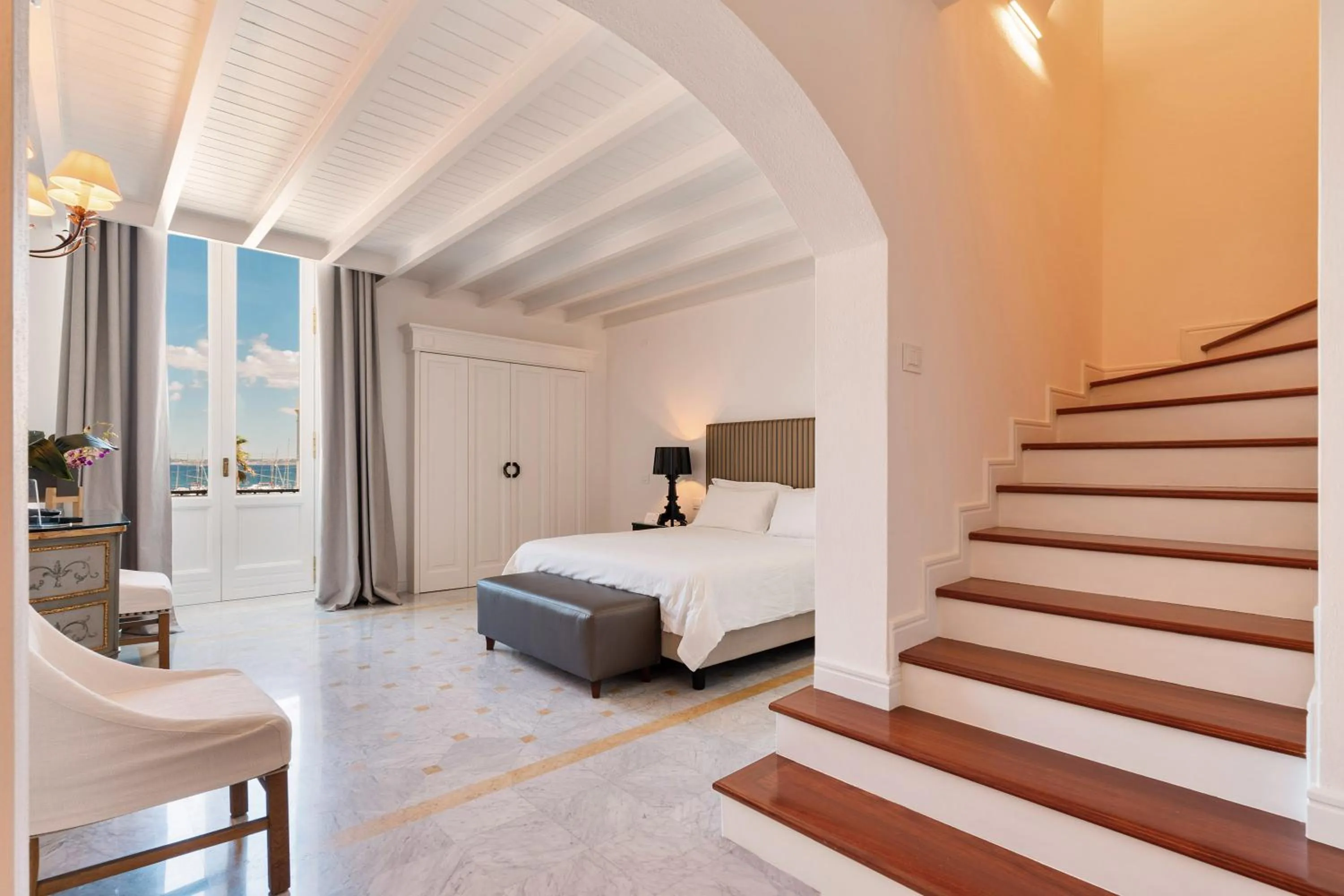 Bedroom, Bed in Palazzo del Corso – Boutique Hotel