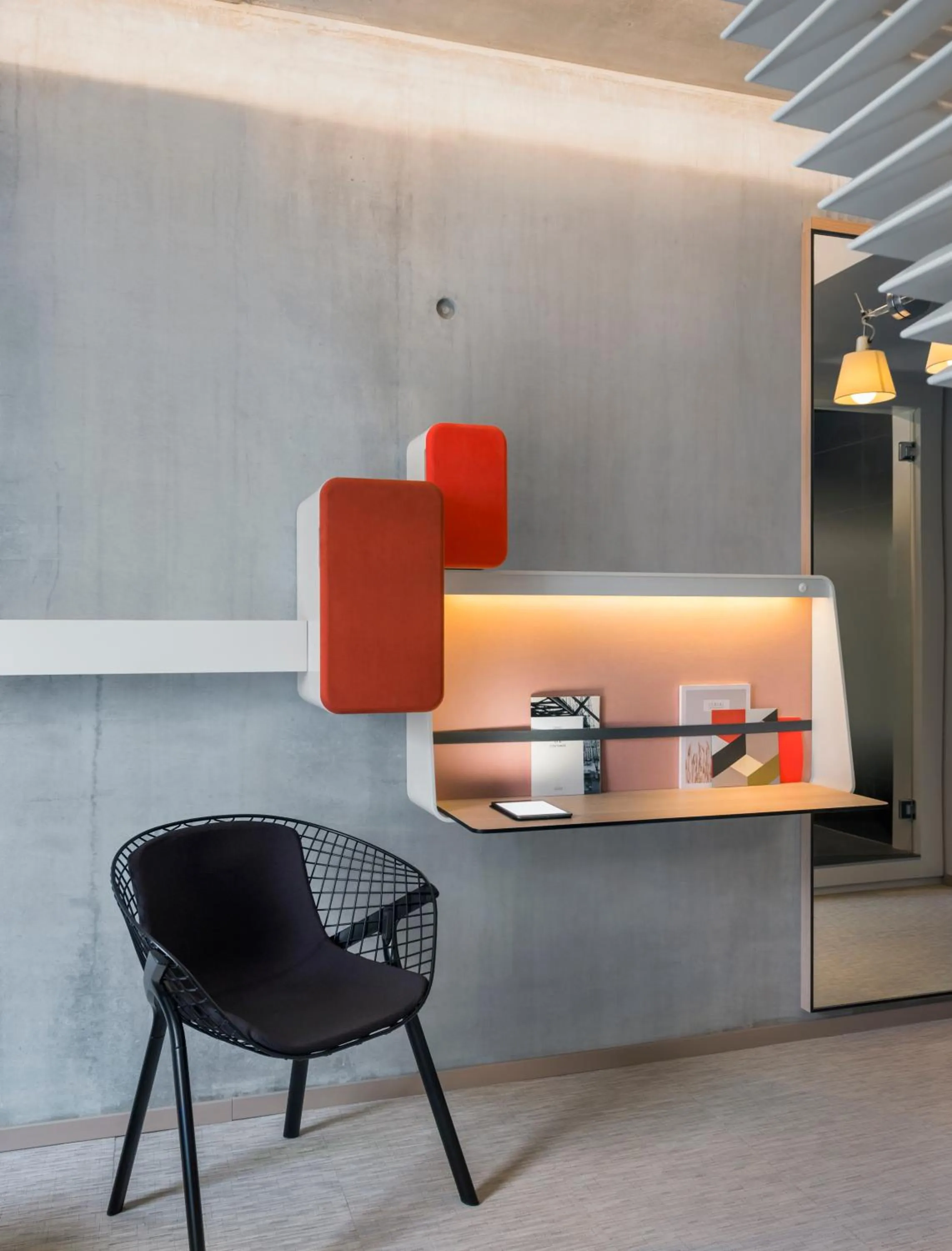 Seating area in OKKO Hotels Nantes Centre Ville