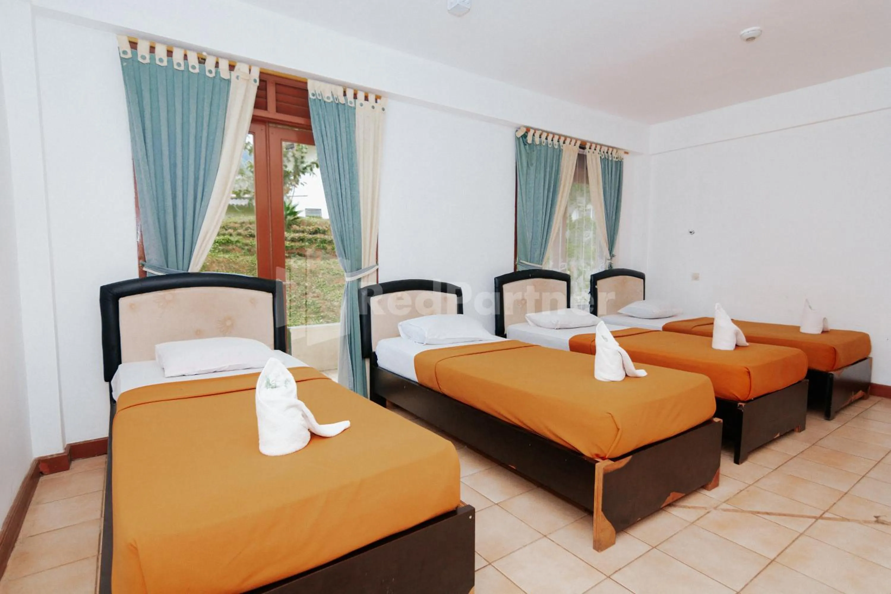 Bed in Villa Green Valley Puncak RedPartner