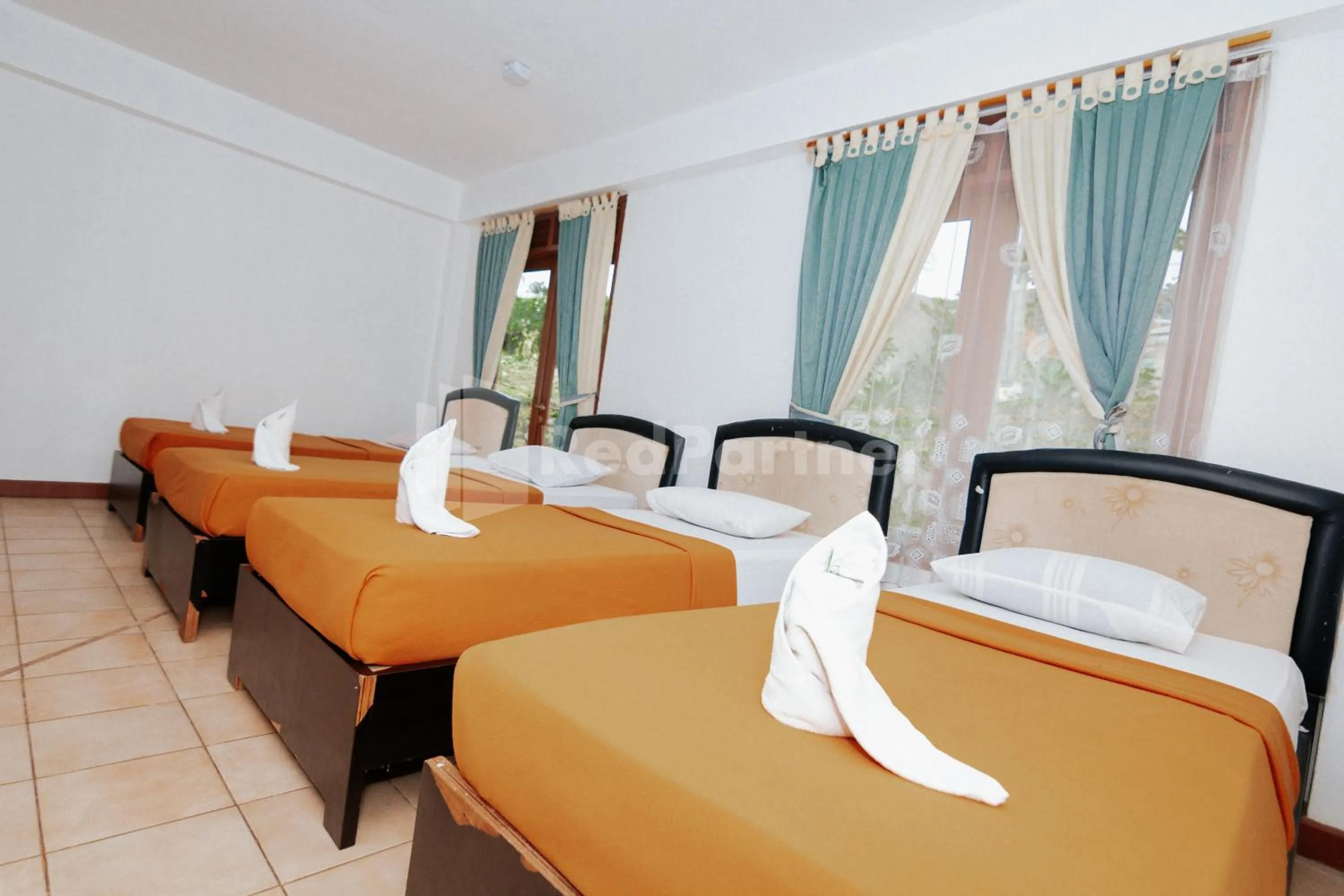 Bed in Villa Green Valley Puncak RedPartner
