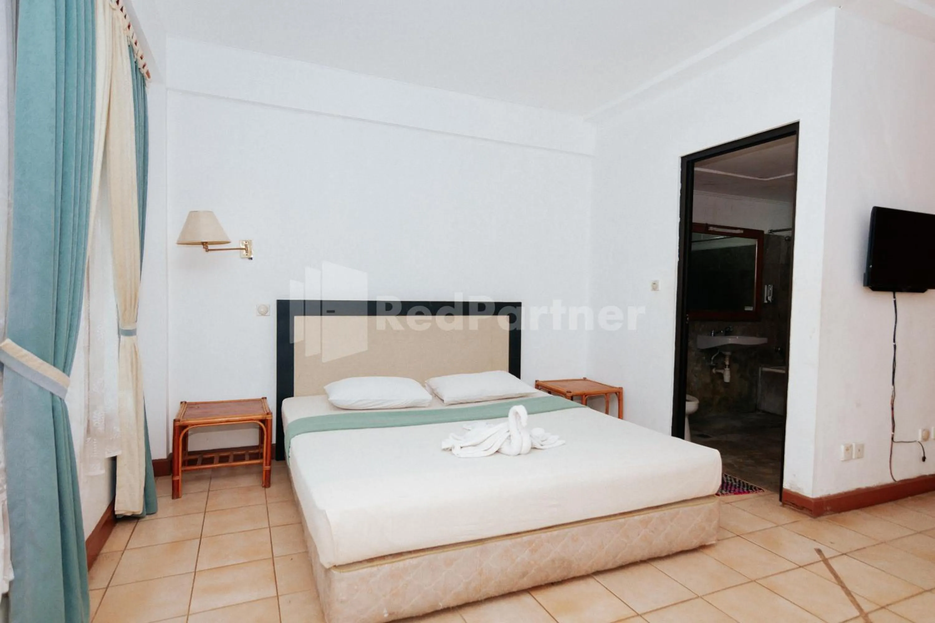 Bed in Villa Green Valley Puncak RedPartner