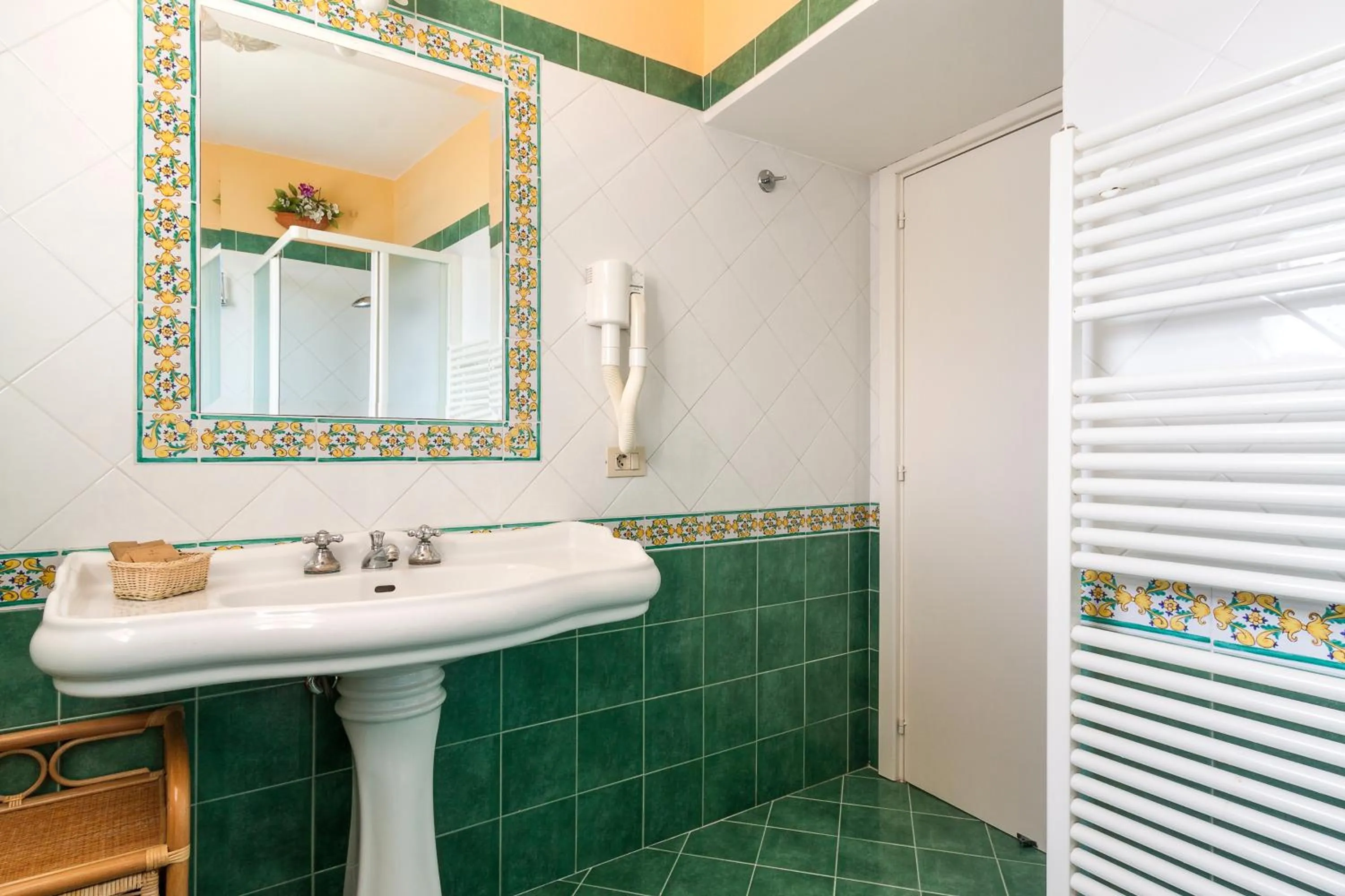 Bathroom in Villarena Relais