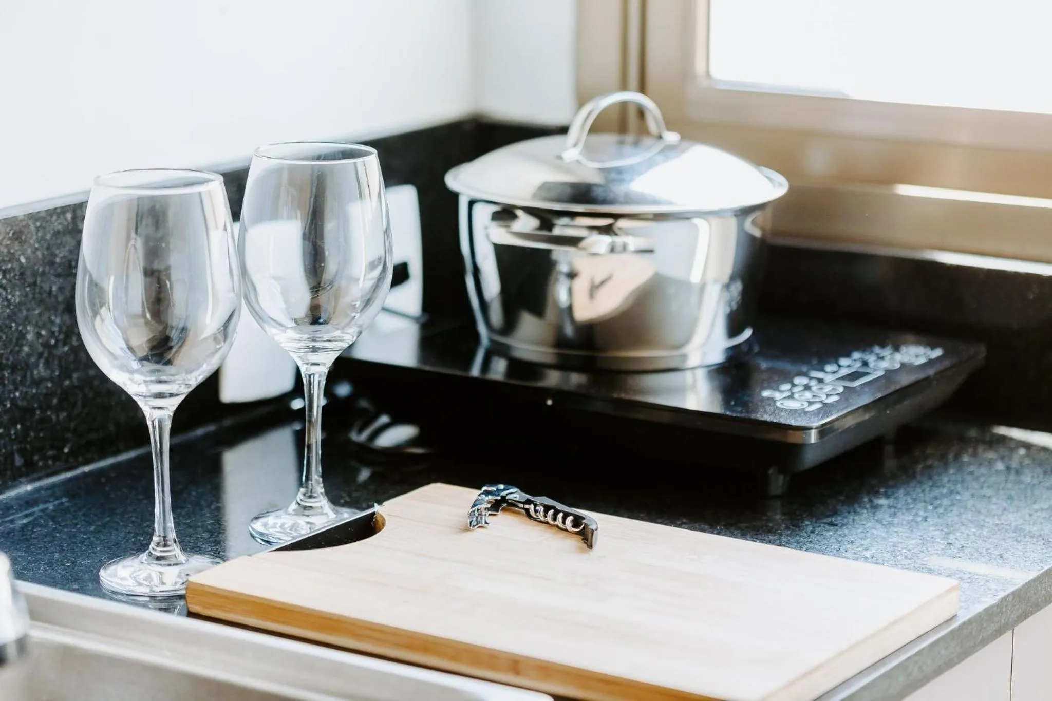 Kitchen or kitchenette in Xtay Privilege Botafogo - Apartamentos a 6min da praia e próximo a Copacabana