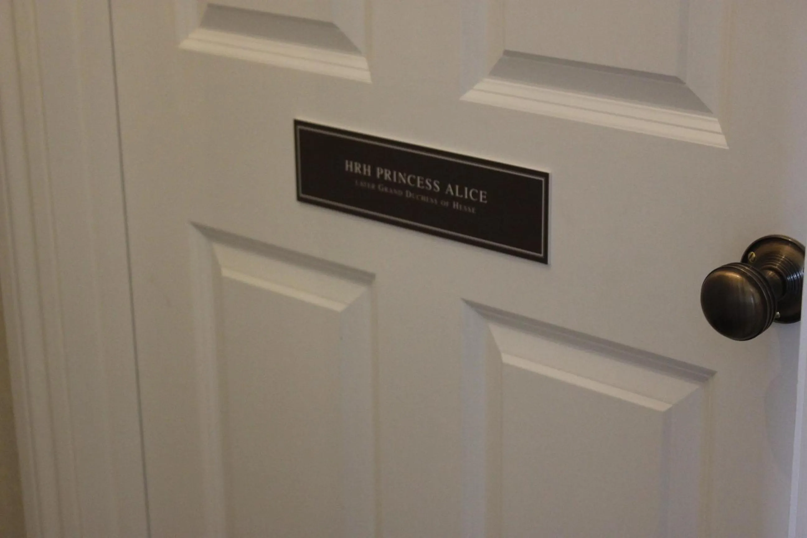 Facade/entrance in Prince of Wales