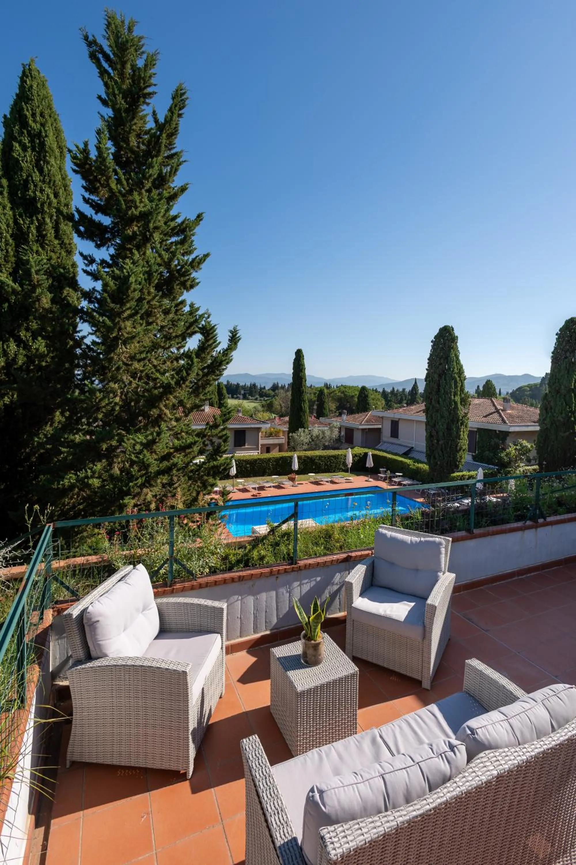 Swimming pool in Residence Poggio Golf Chianti Firenze