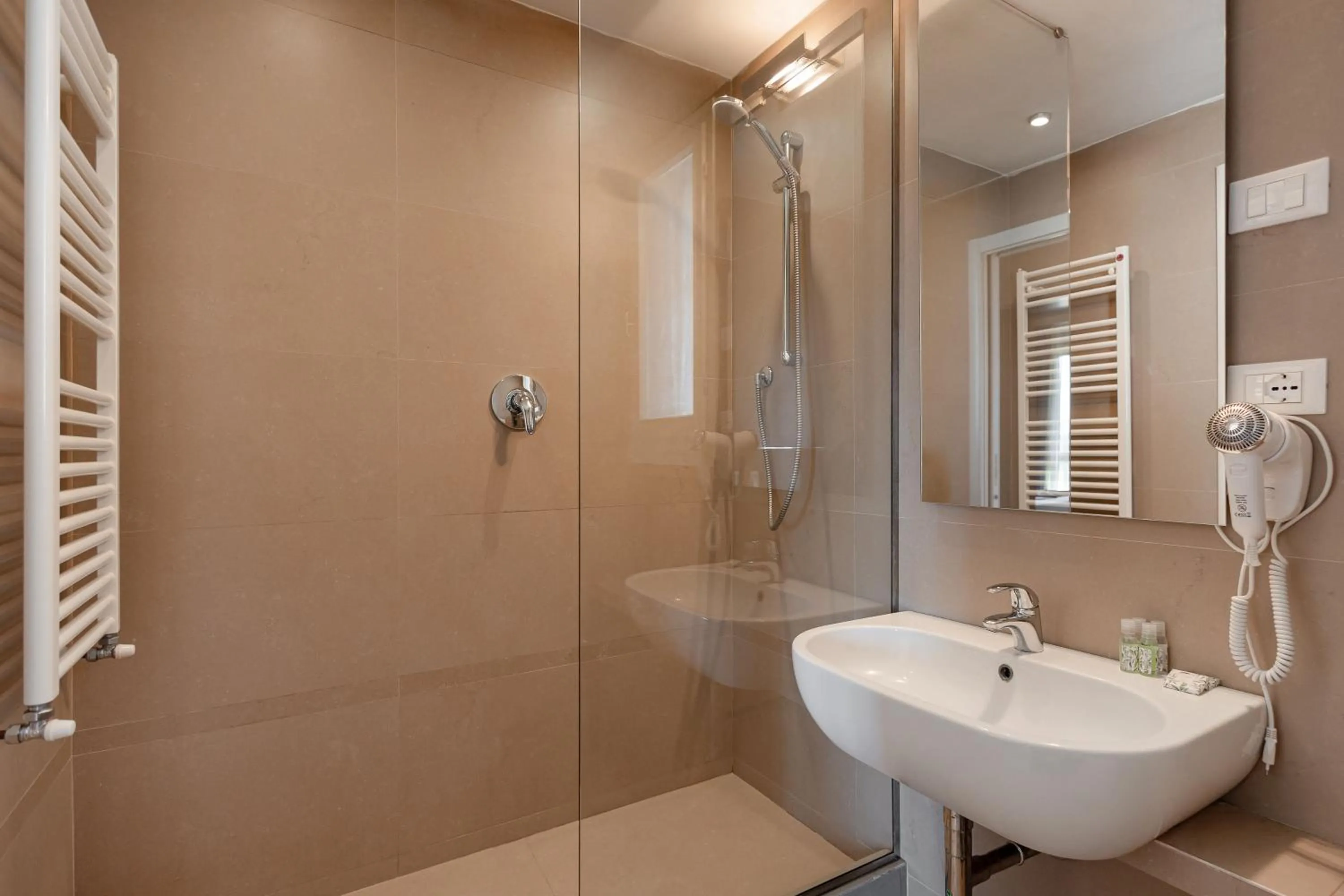 Shower in Residence Poggio Golf Chianti Firenze