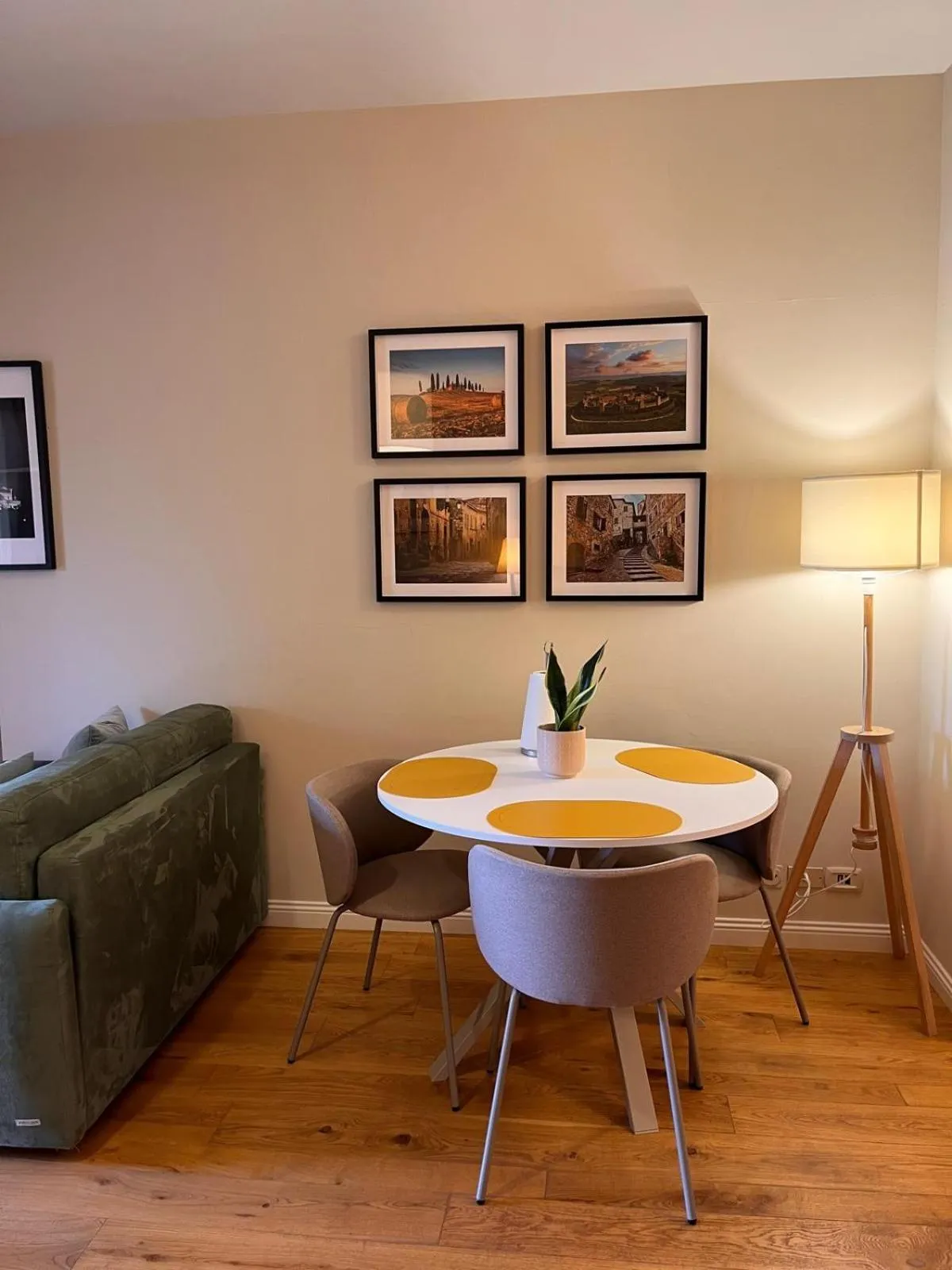 Photo of the whole room in Residence Poggio Golf Chianti Firenze