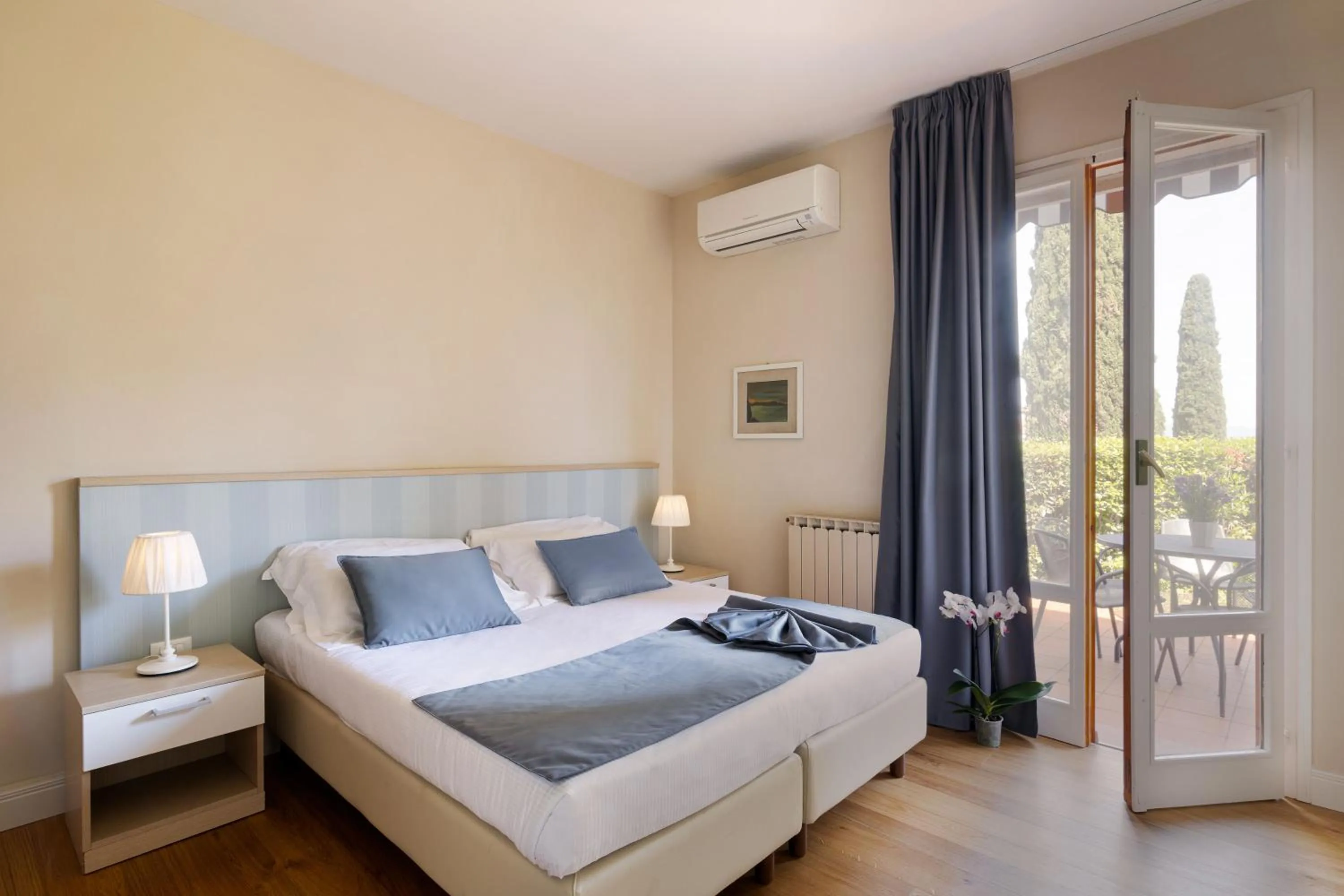 Bedroom, Bed in Residence Poggio Golf Chianti Firenze
