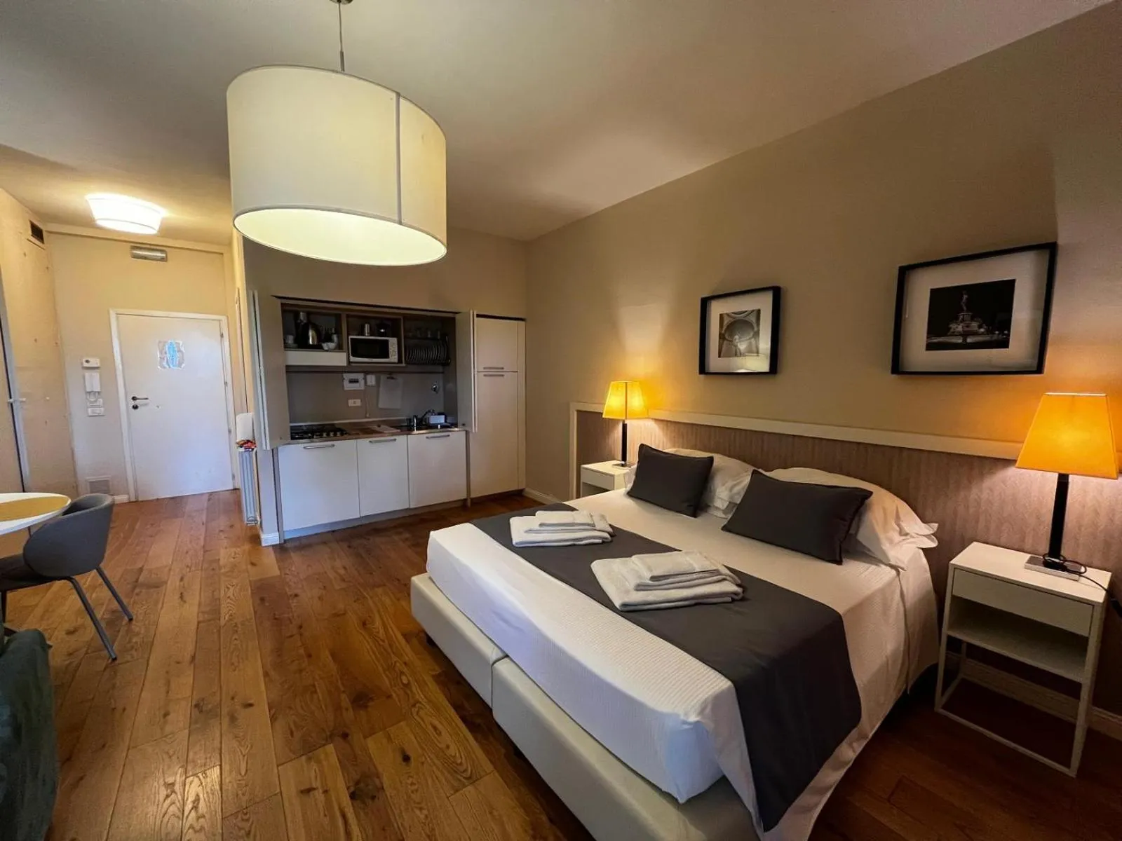 Photo of the whole room, Bed in Residence Poggio Golf Chianti Firenze