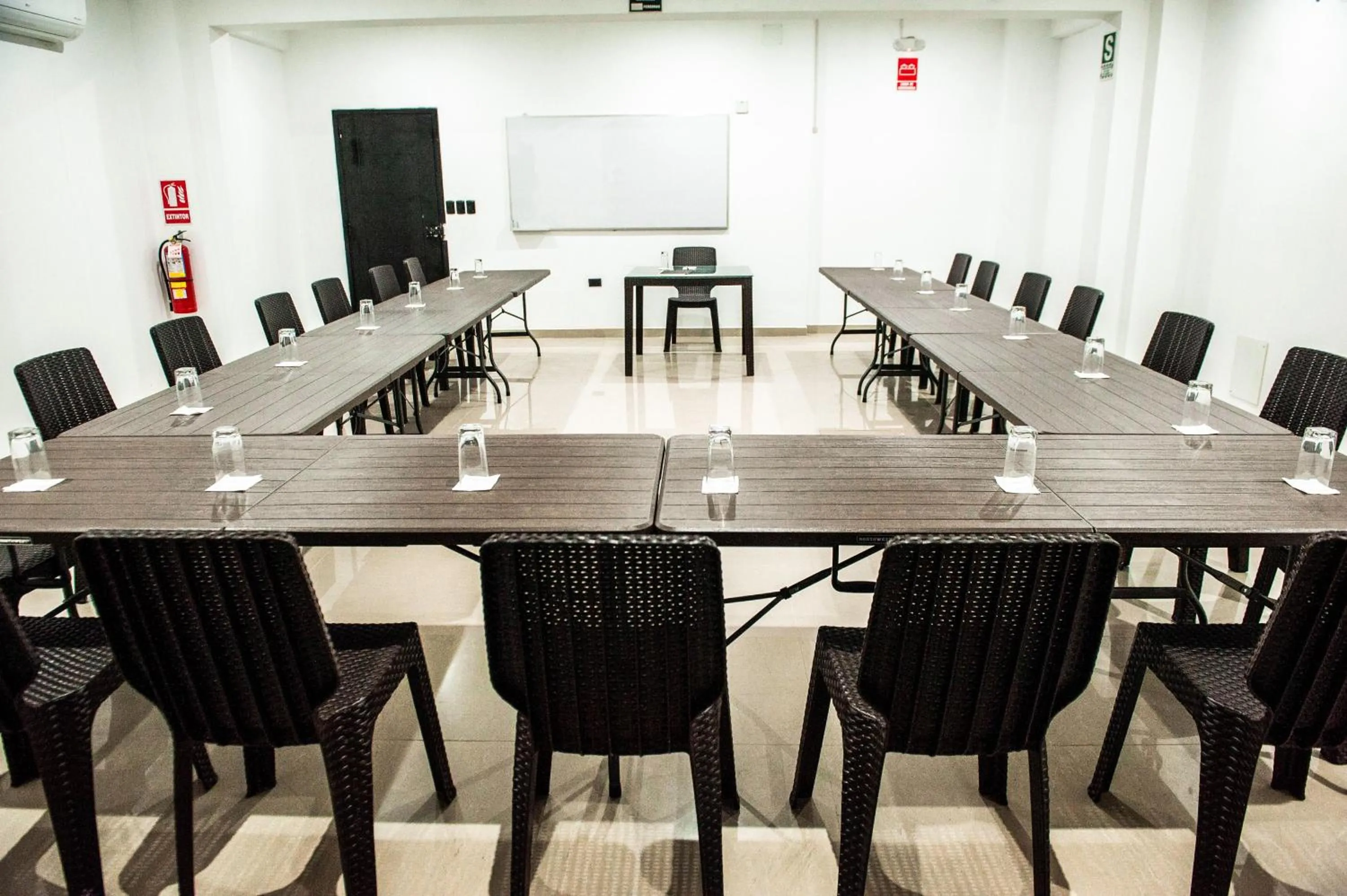 Meeting/conference room in Hotel Boutique Papagayo