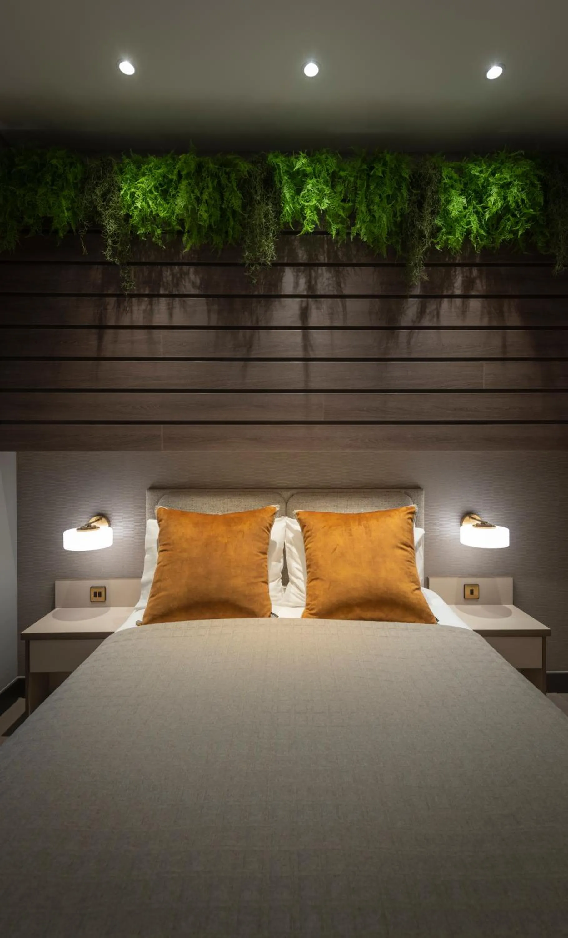 Bedroom, Bed in The Heyford Hotel