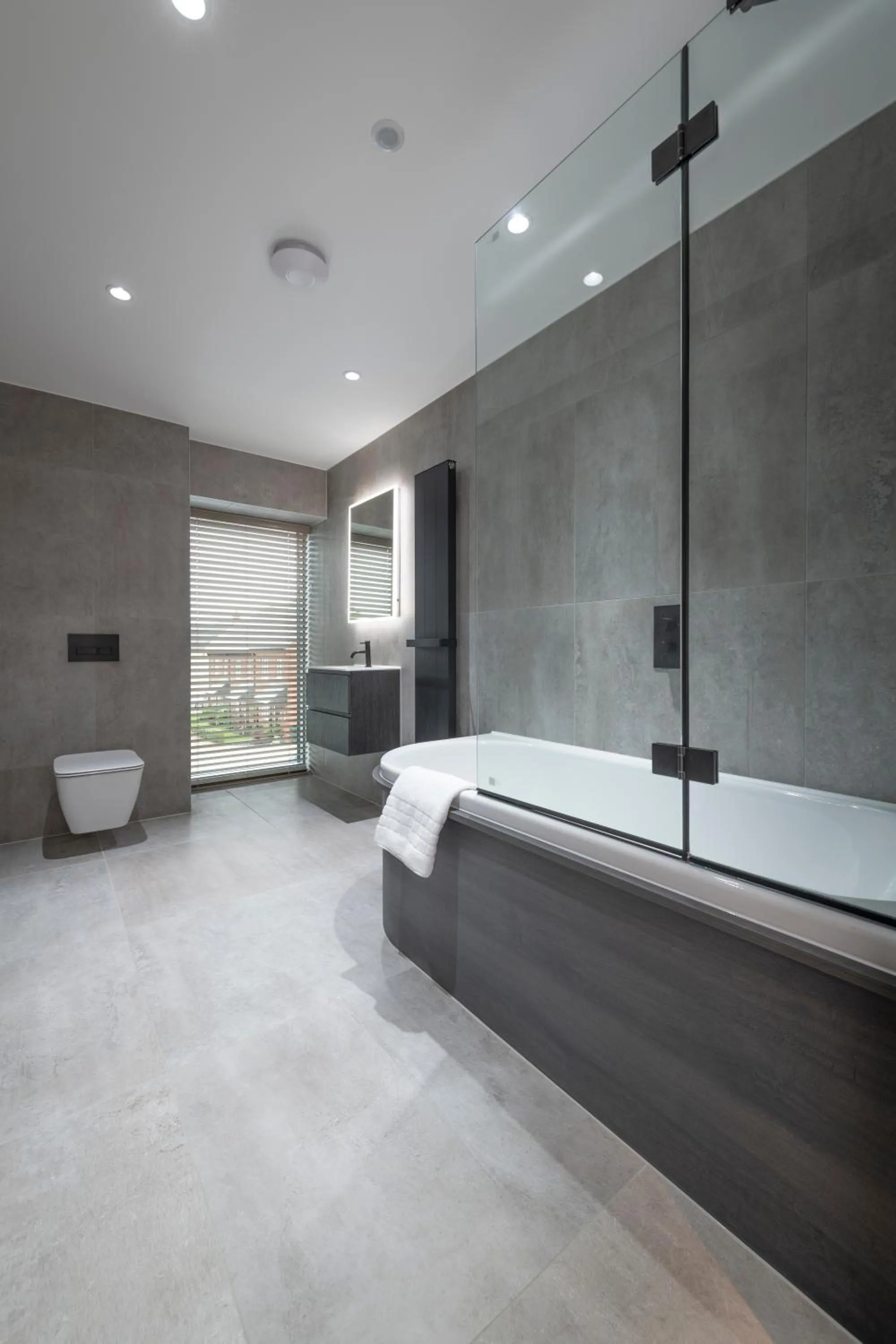 Bathroom in The Heyford Hotel