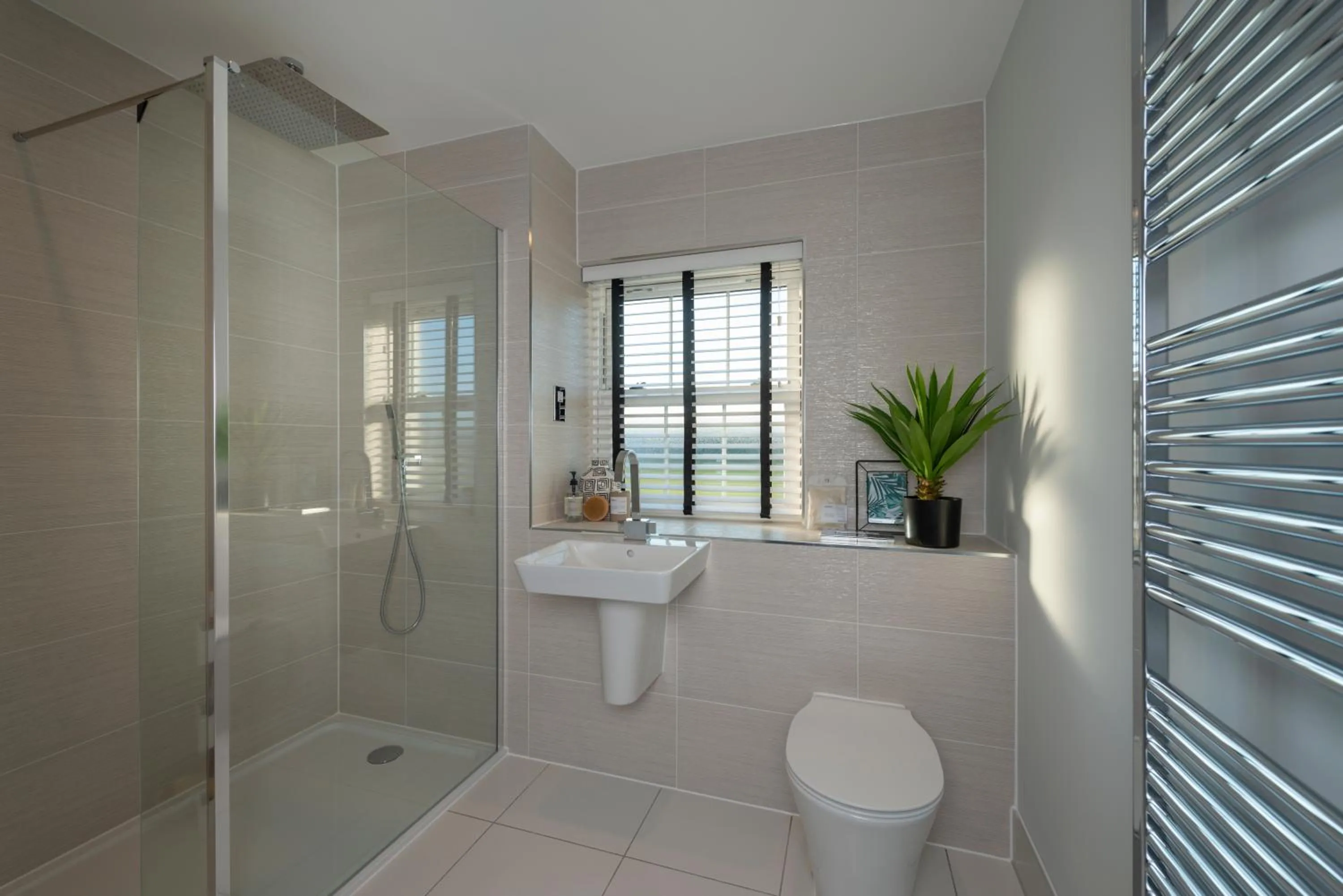 Bathroom in The Heyford Hotel