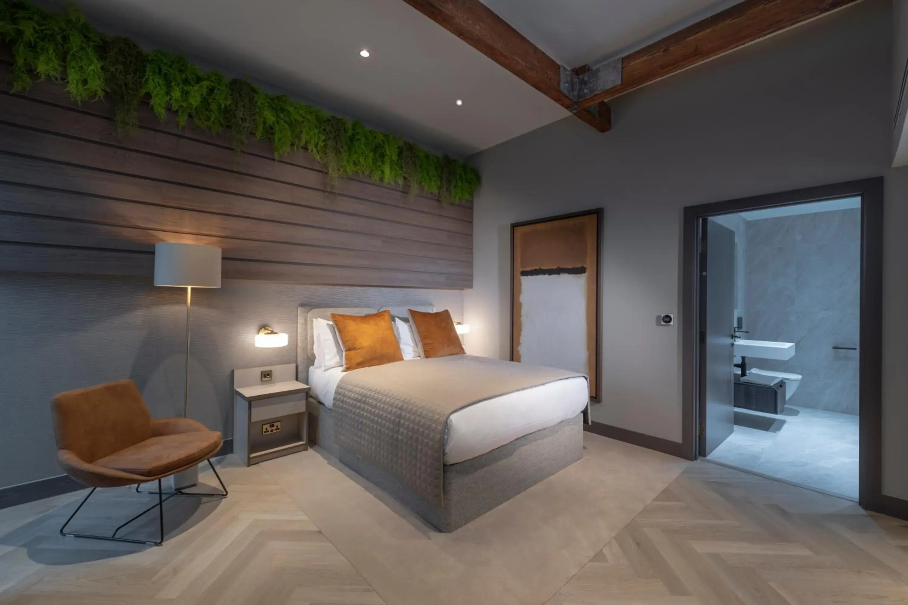 Double Room with Balcony in The Heyford Hotel Double Room with Balcony in The Heyford Hotel