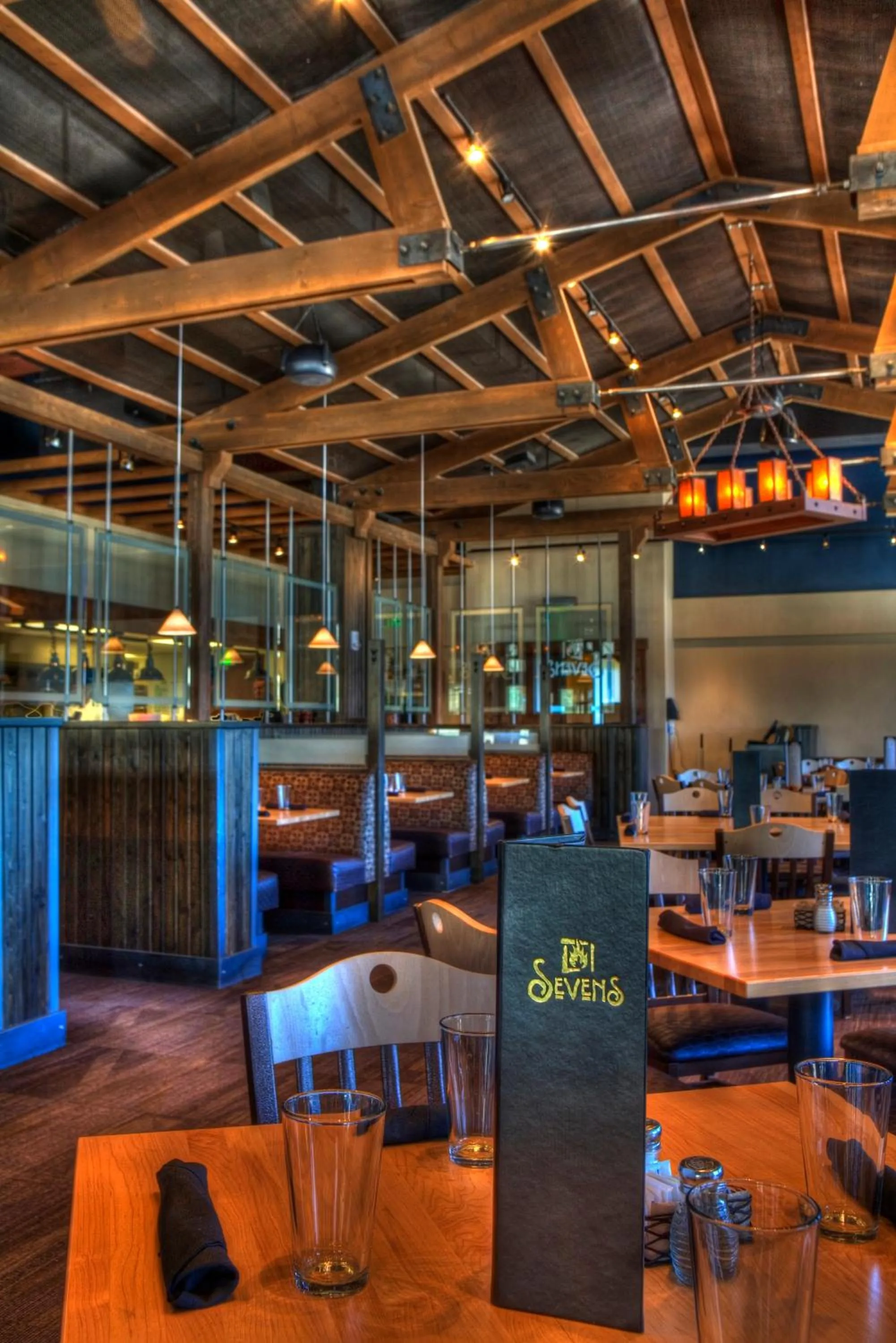 Restaurant/places to eat in Grand Lodge on Peak 7