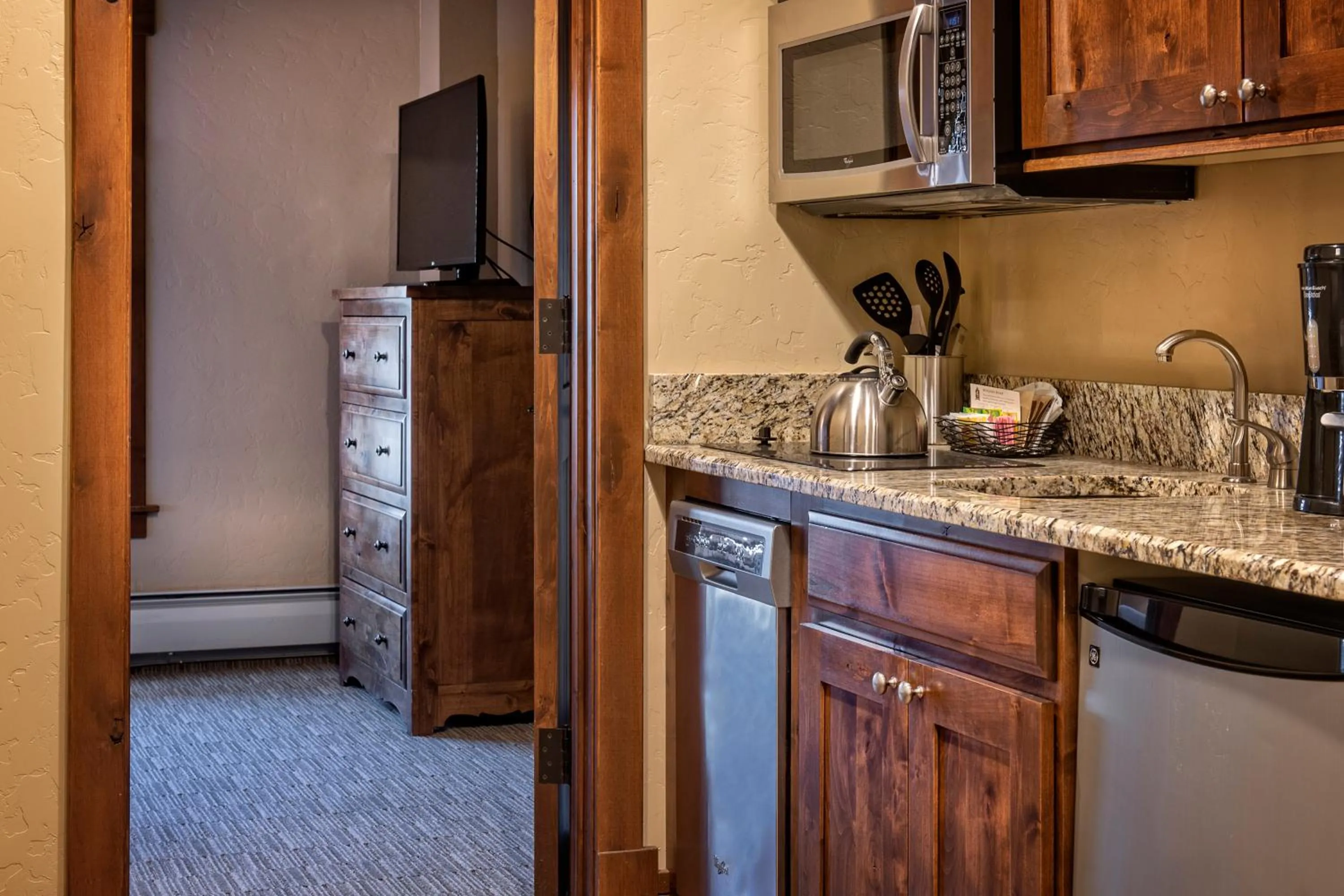 Coffee/tea facilities in Grand Lodge on Peak 7