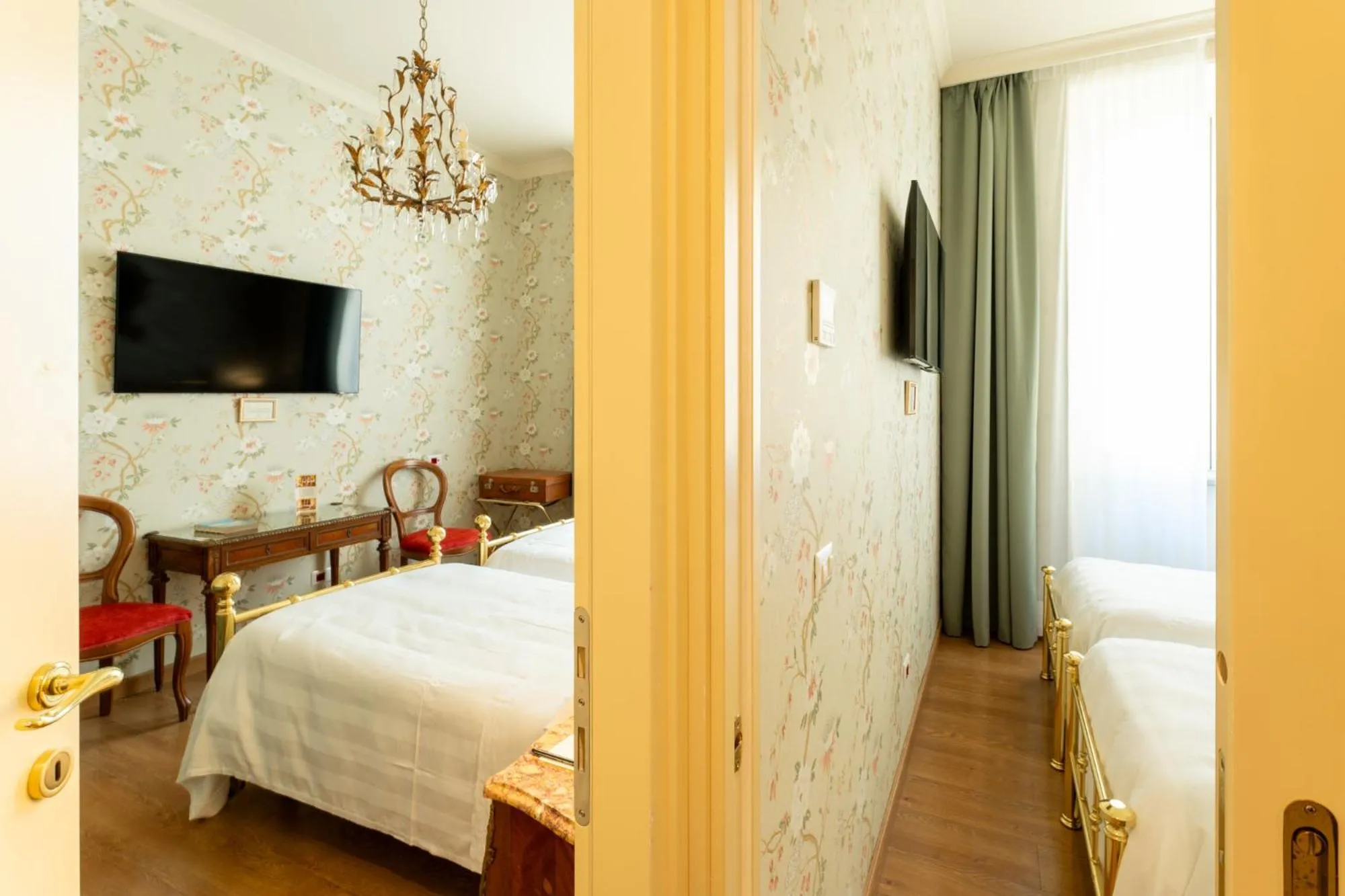 Photo of the whole room, Bed in Hotel Pendini