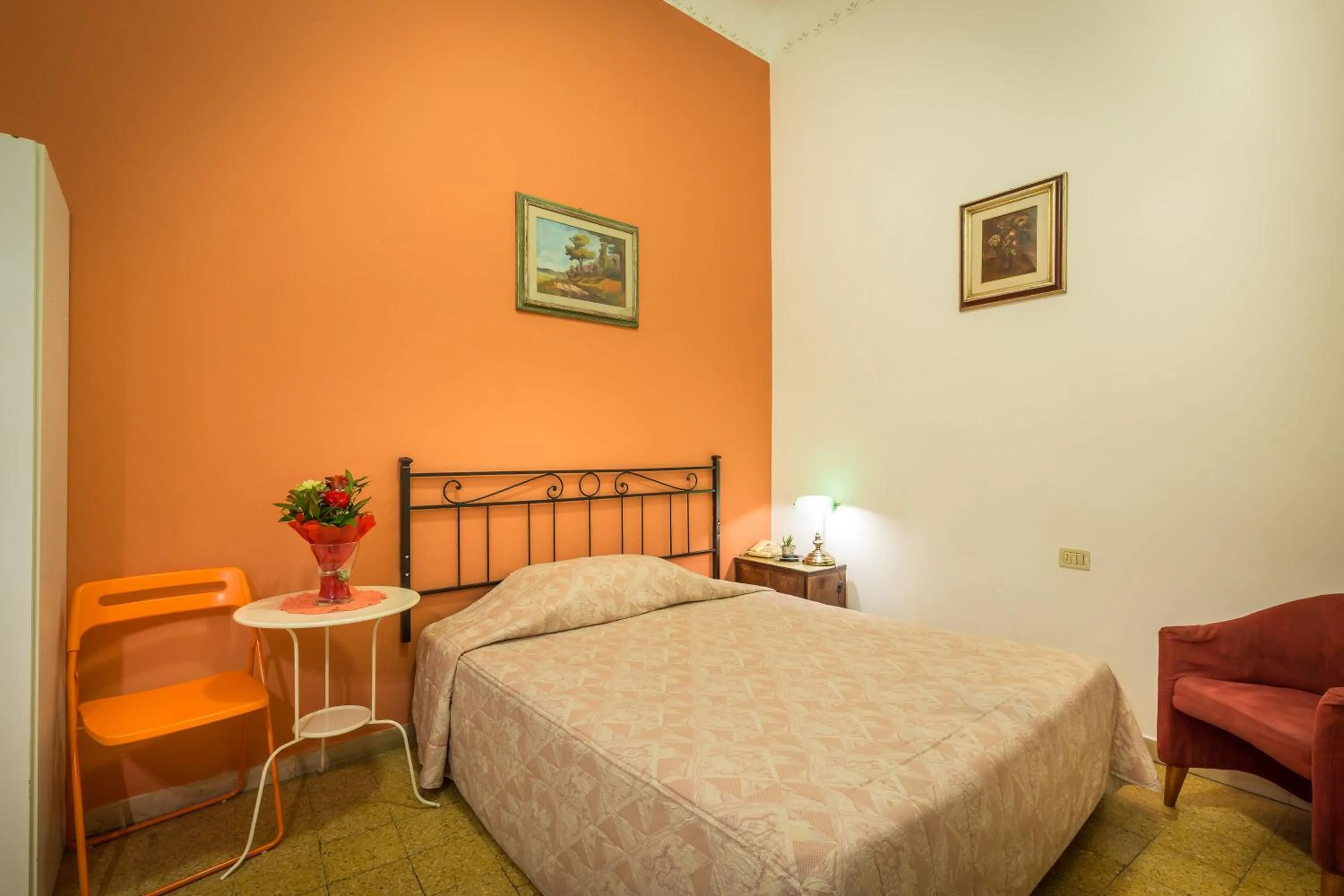 Photo of the whole room in Hotel Ferretti