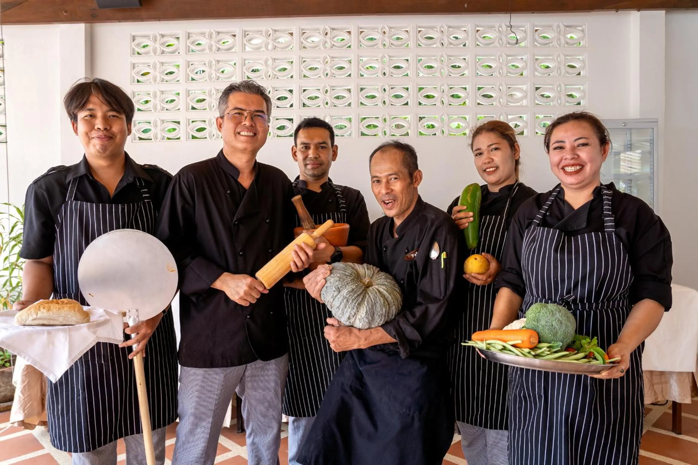 Food and drinks in Lanta Palace Beach Resort & Spa - Adult Only