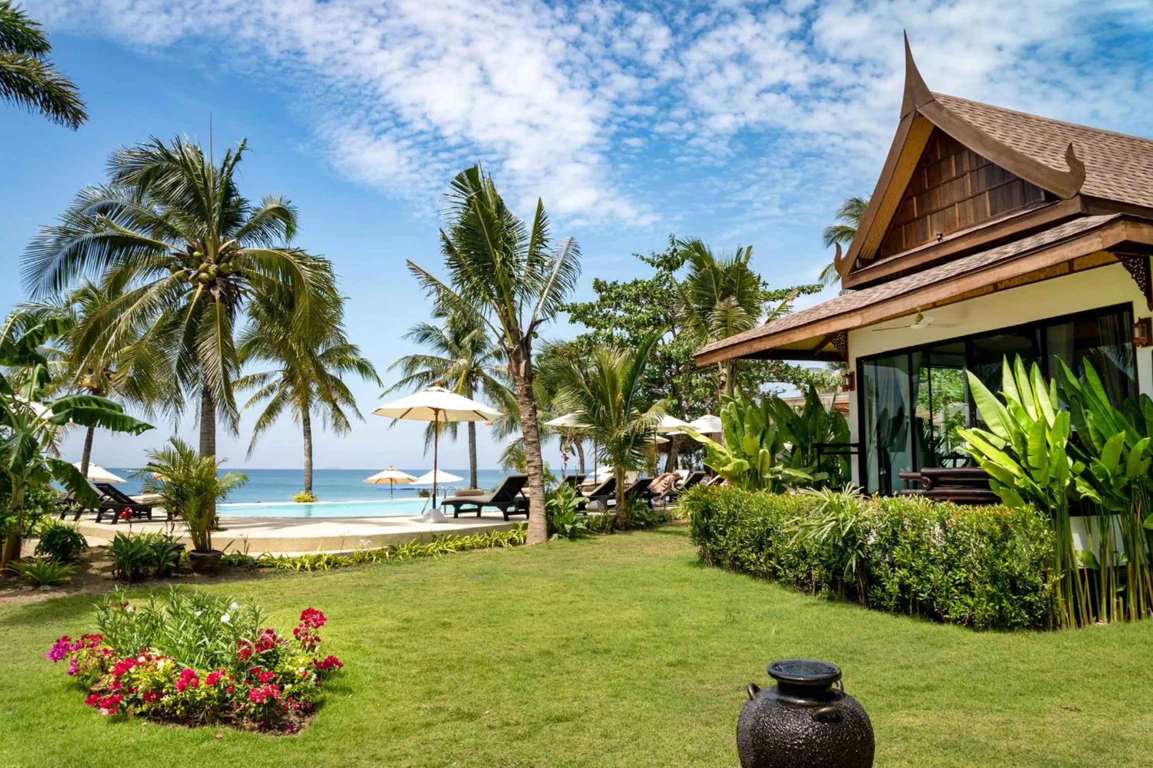 Garden in Lanta Palace Beach Resort & Spa - Adult Only