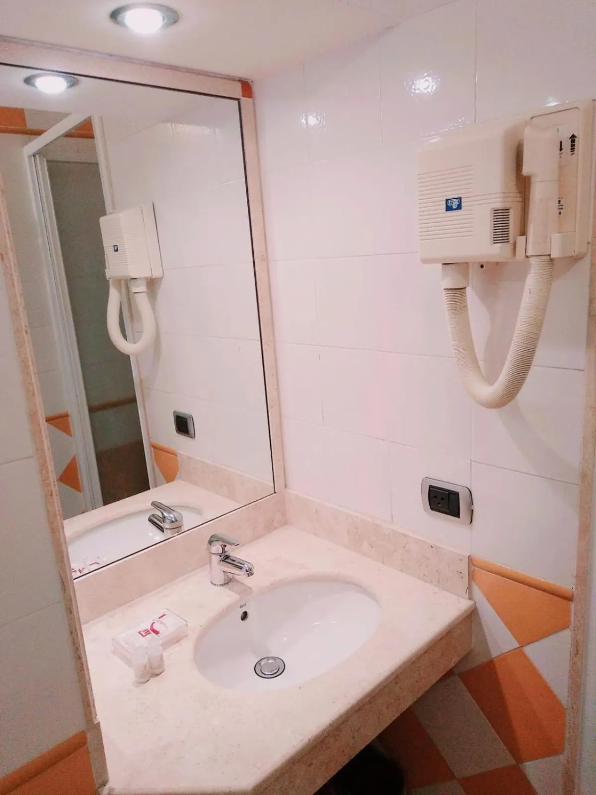 Bathroom in Hotel Fenicia